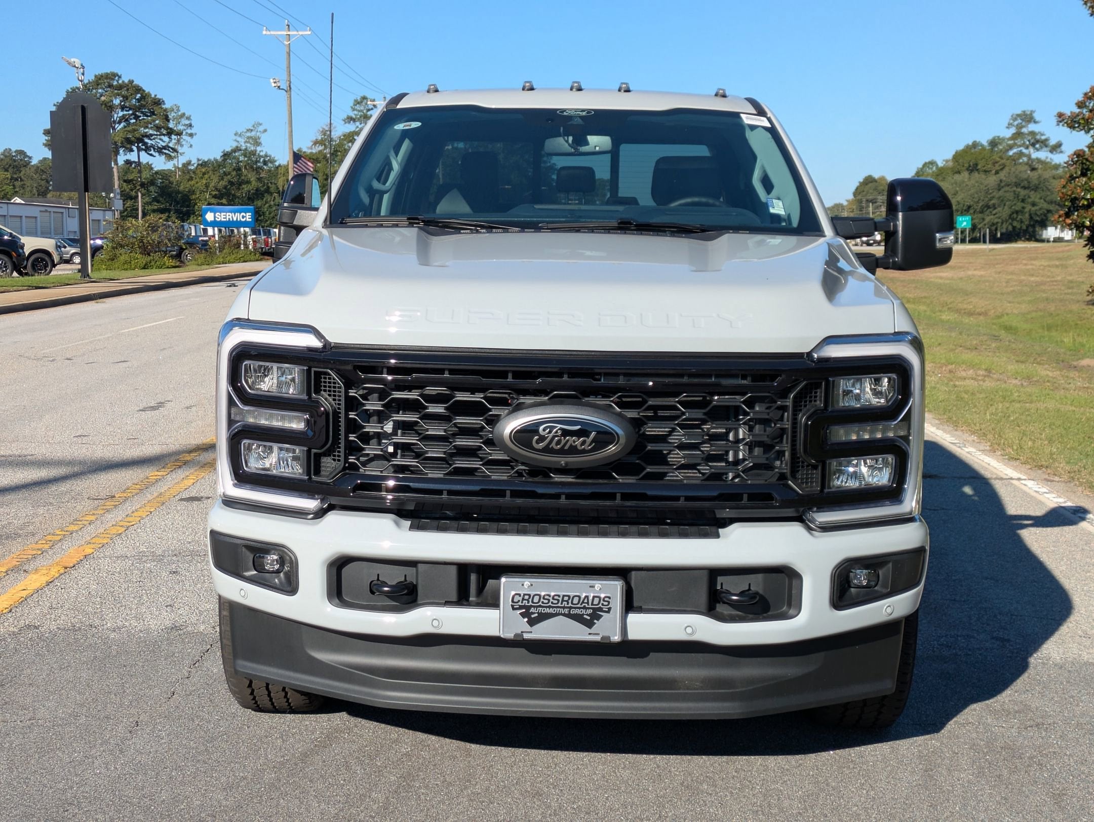 2025 Ford Super Duty F-350 SRW F-350® Lariat®