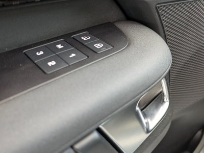 2023 Land Rover Discovery S R-Dynamic
