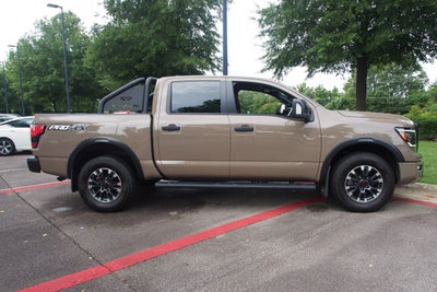 2024 Nissan Titan PRO-4X