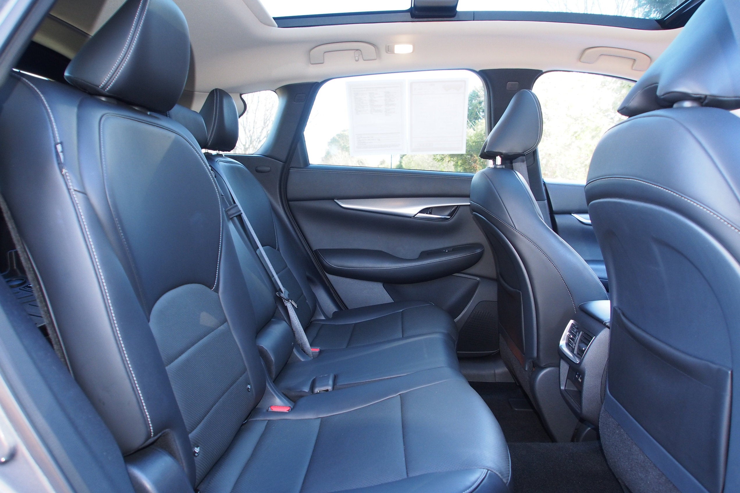 2022 INFINITI QX50 LUXE