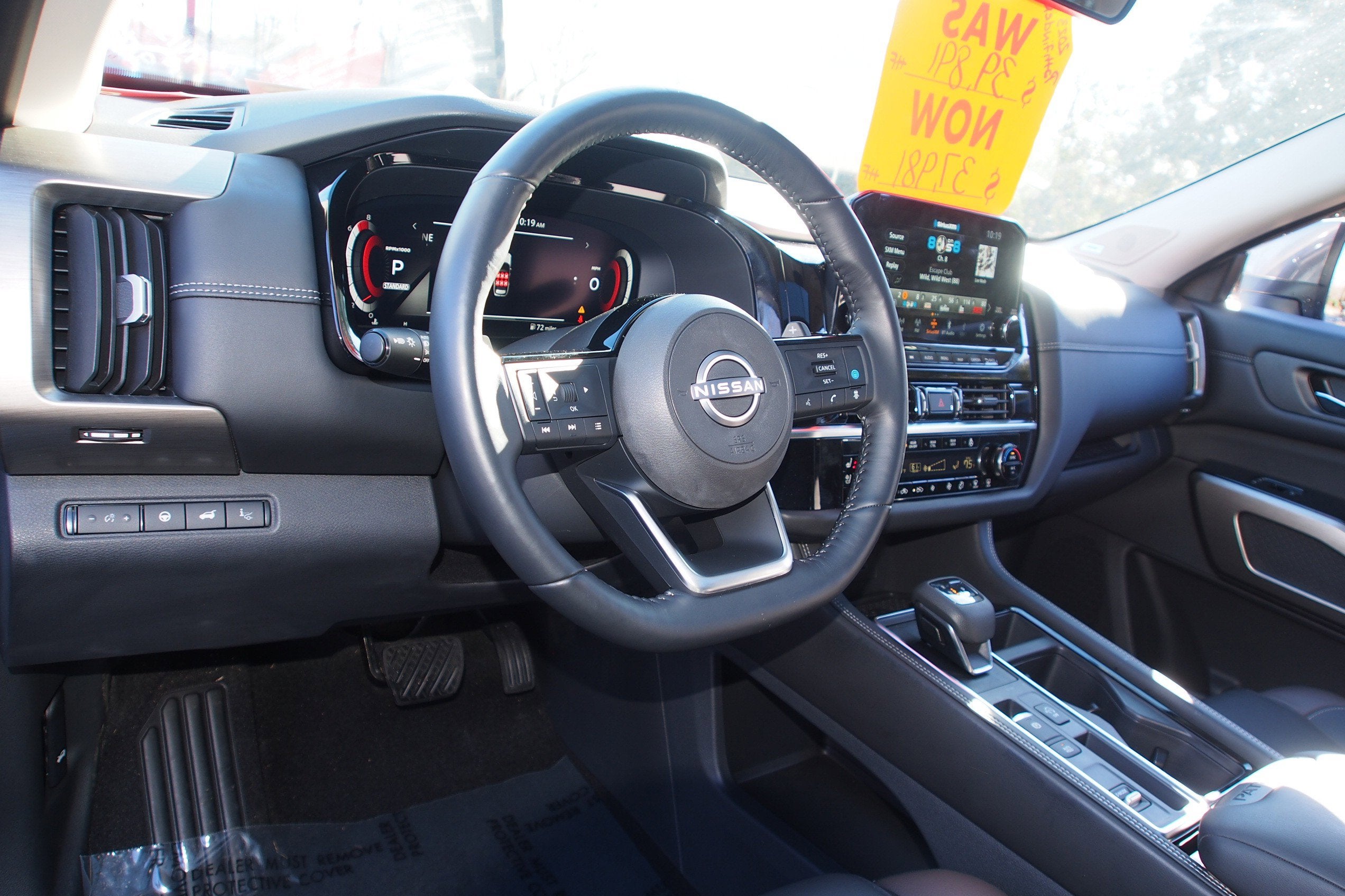 2023 Nissan Pathfinder Platinum