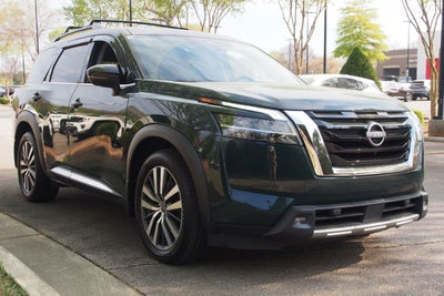 2022 Nissan Pathfinder Platinum