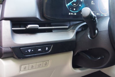 2023 Kia Carnival SX