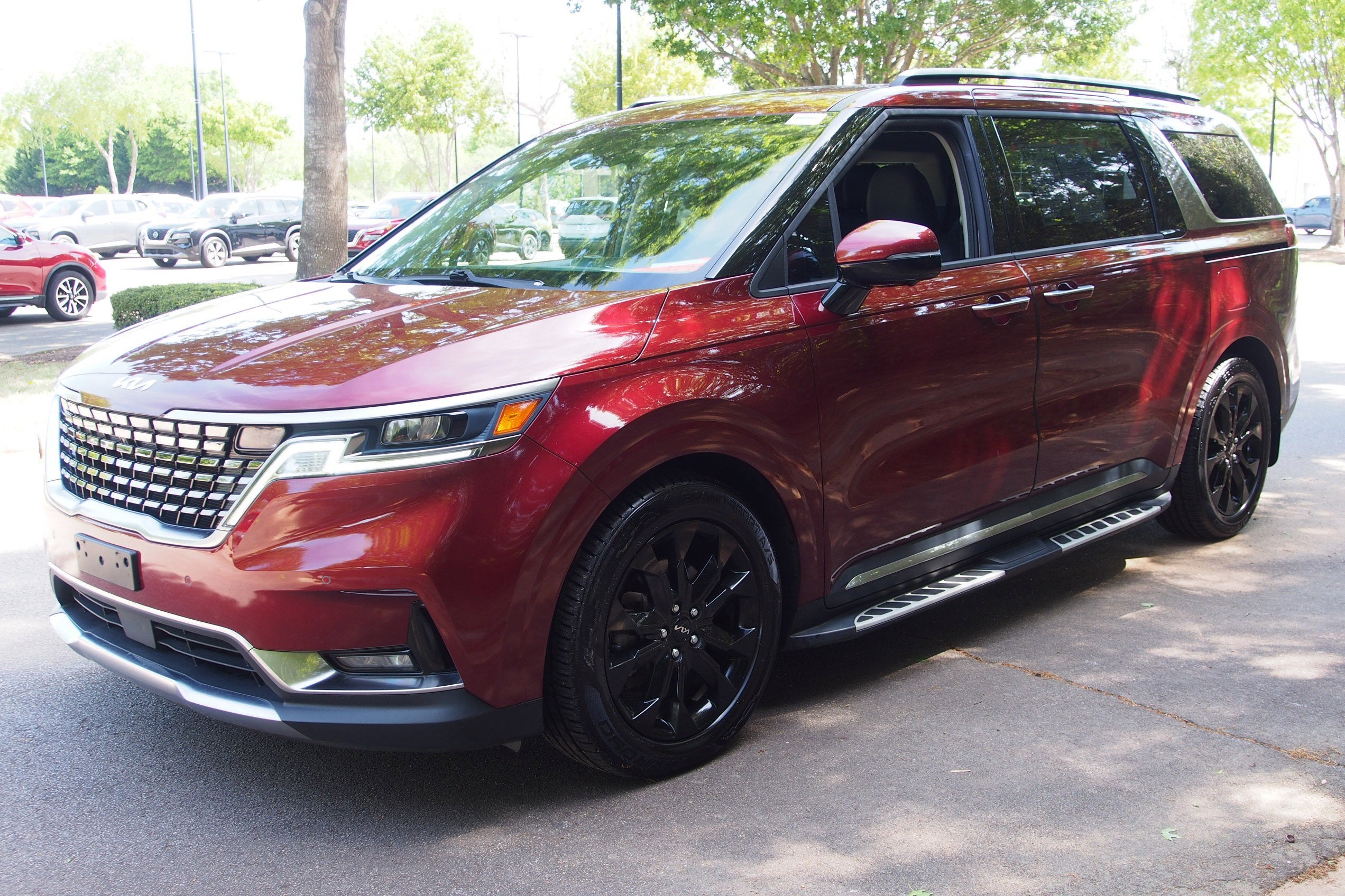 2023 Kia Carnival SX