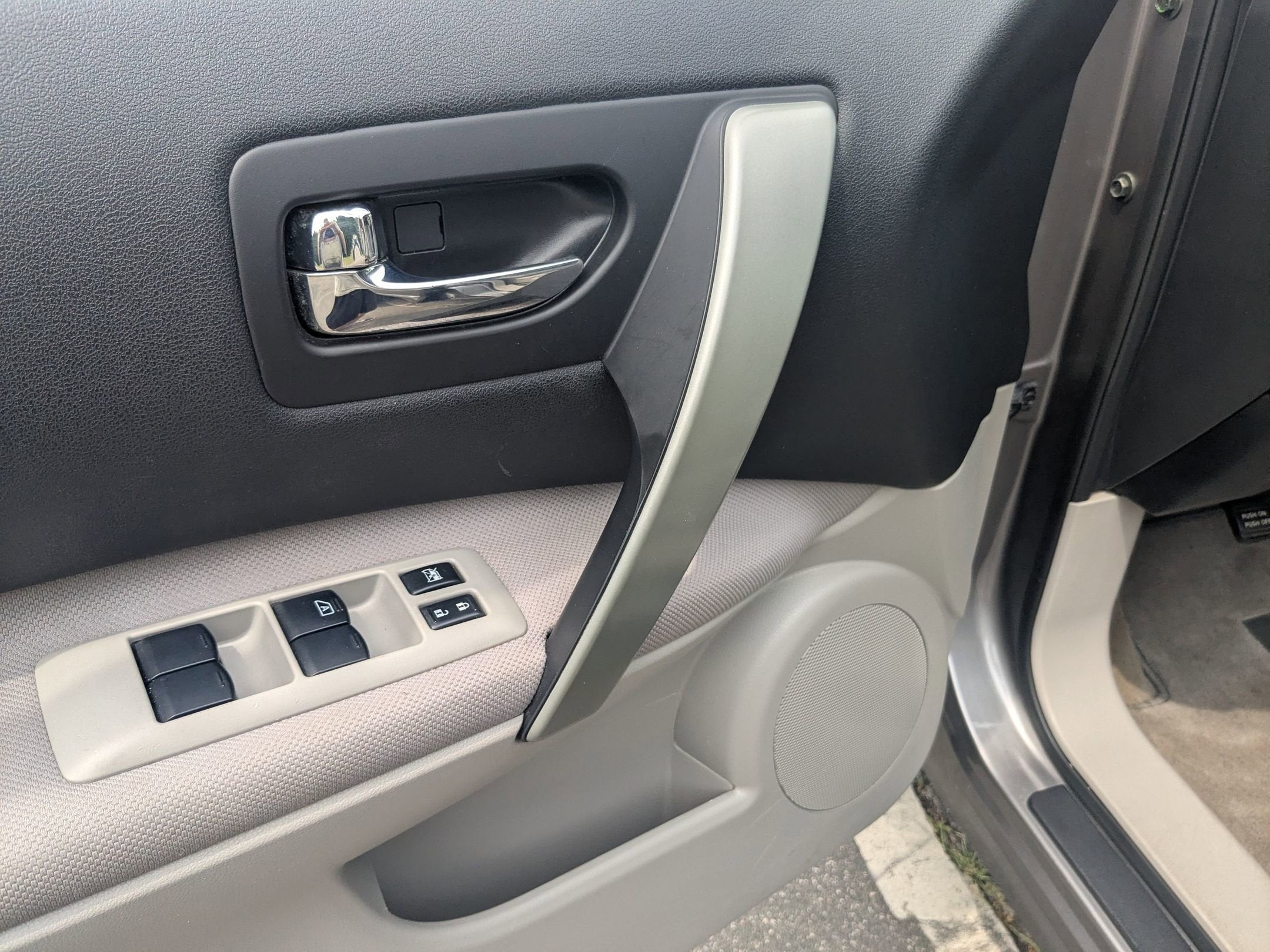 2012 Nissan Rogue SV