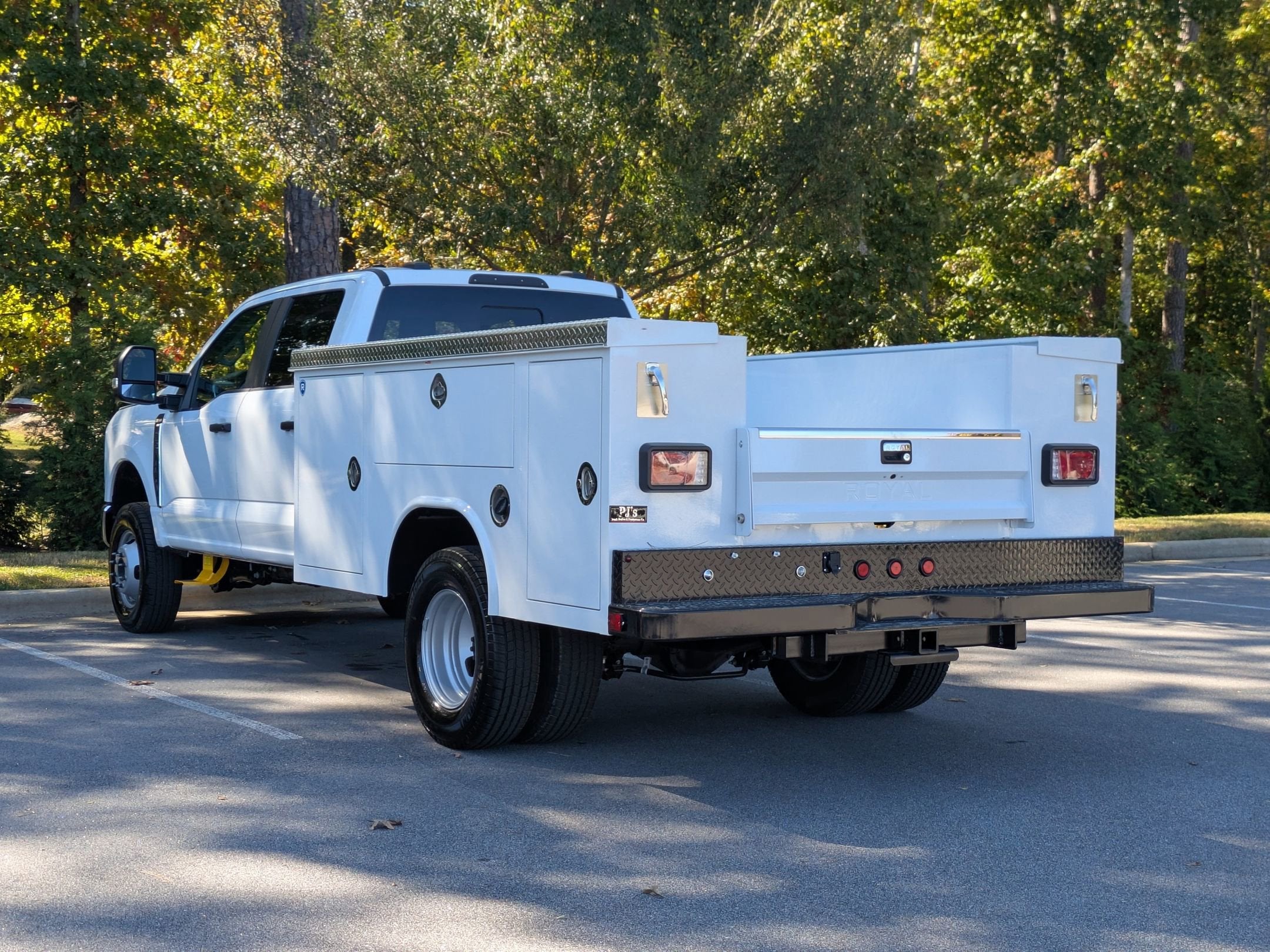 2026 Ford Super Duty F-350 DRW XL