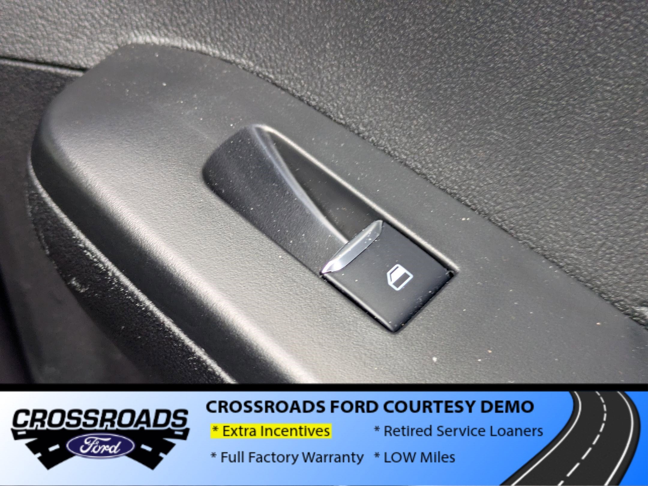 2025 Ford Escape ST-Line - Crossroads Courtesy Demo