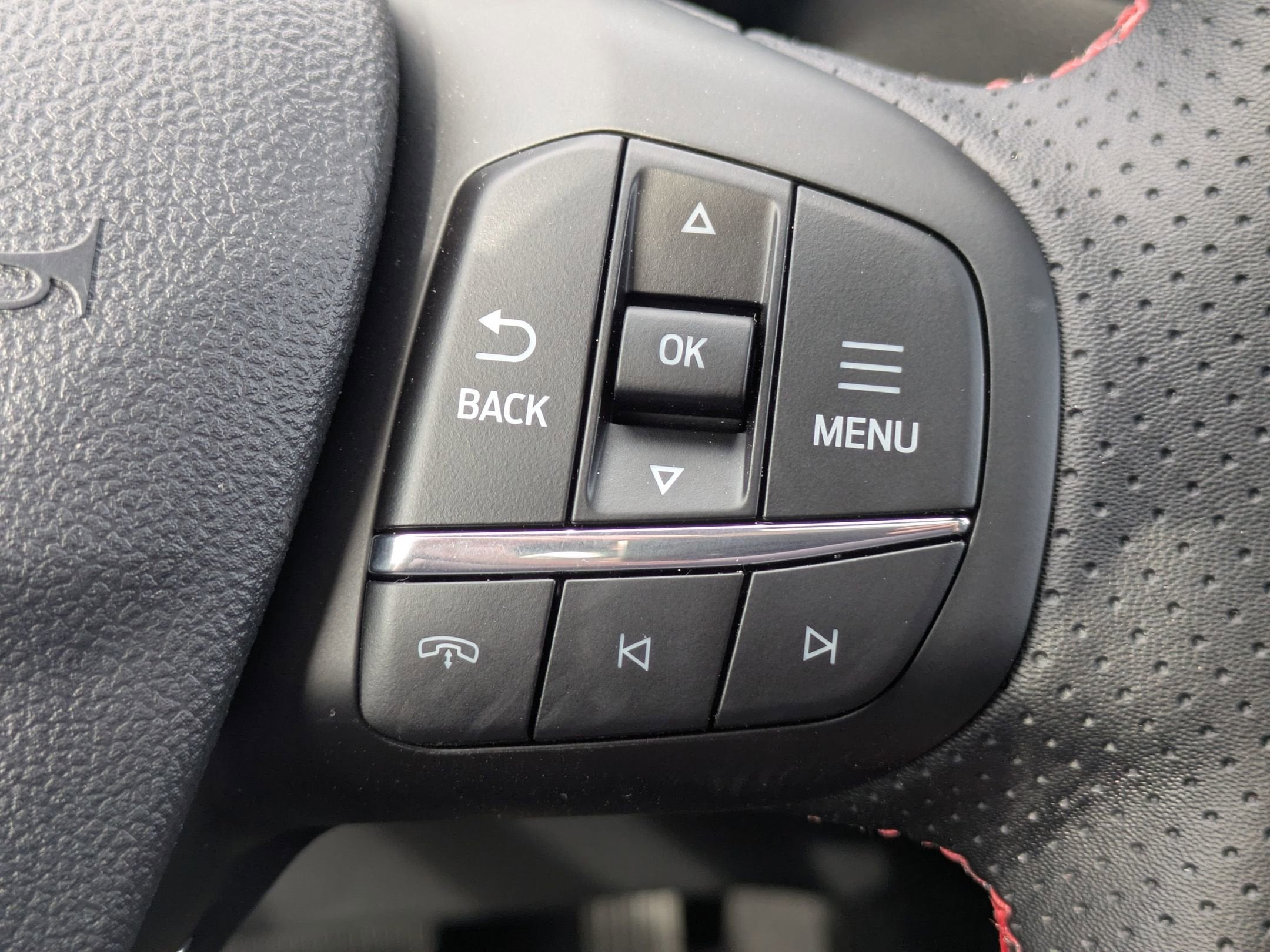 2026 Ford Escape ST-Line Elite