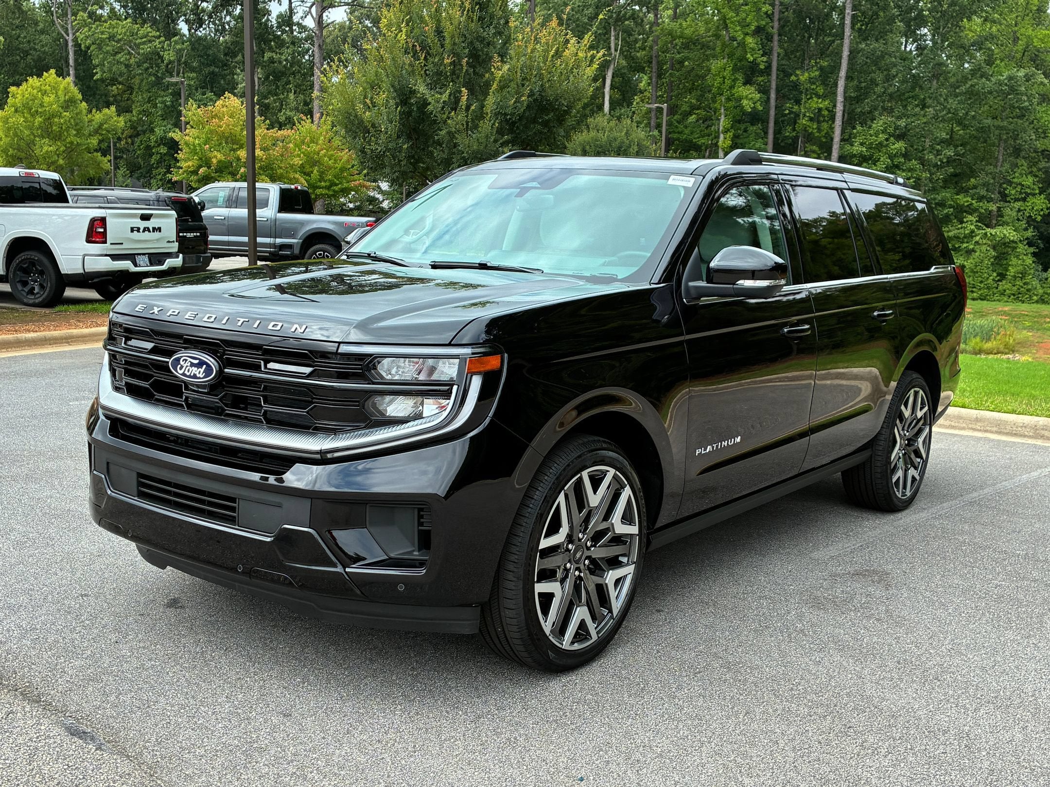 2027 Ford Expedition Max Platinum