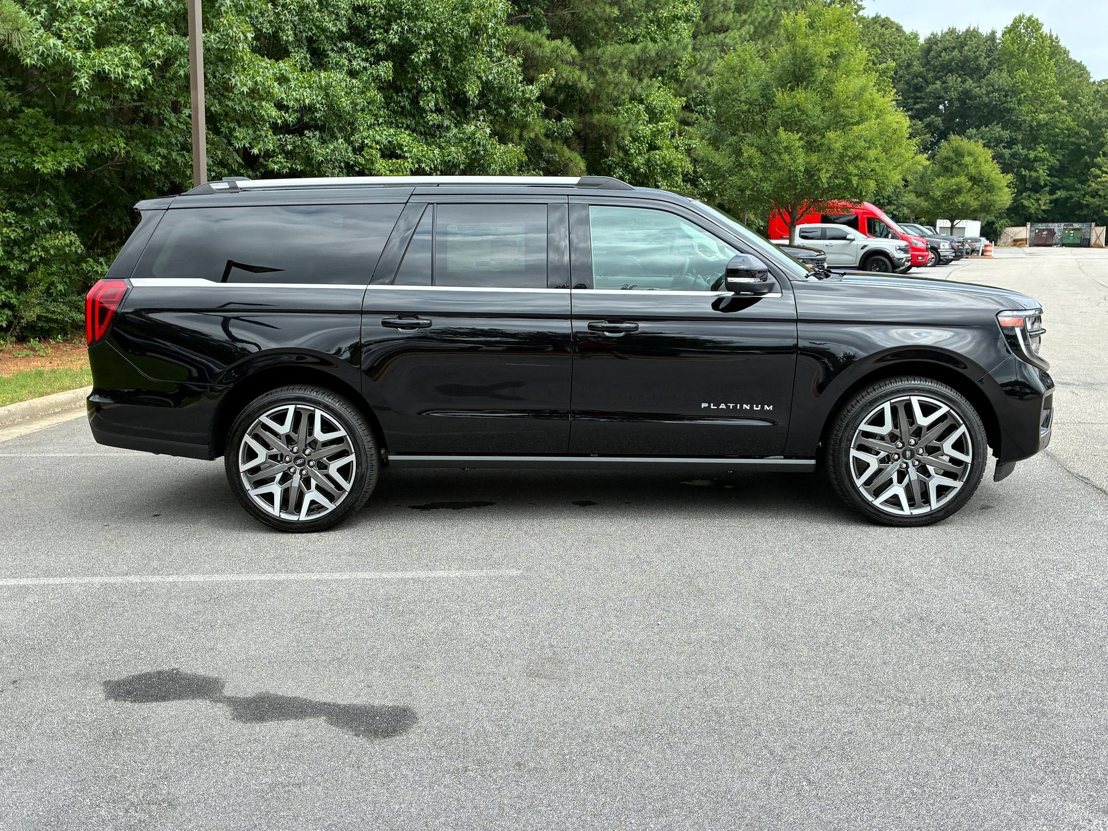 2027 Ford Expedition Max Platinum