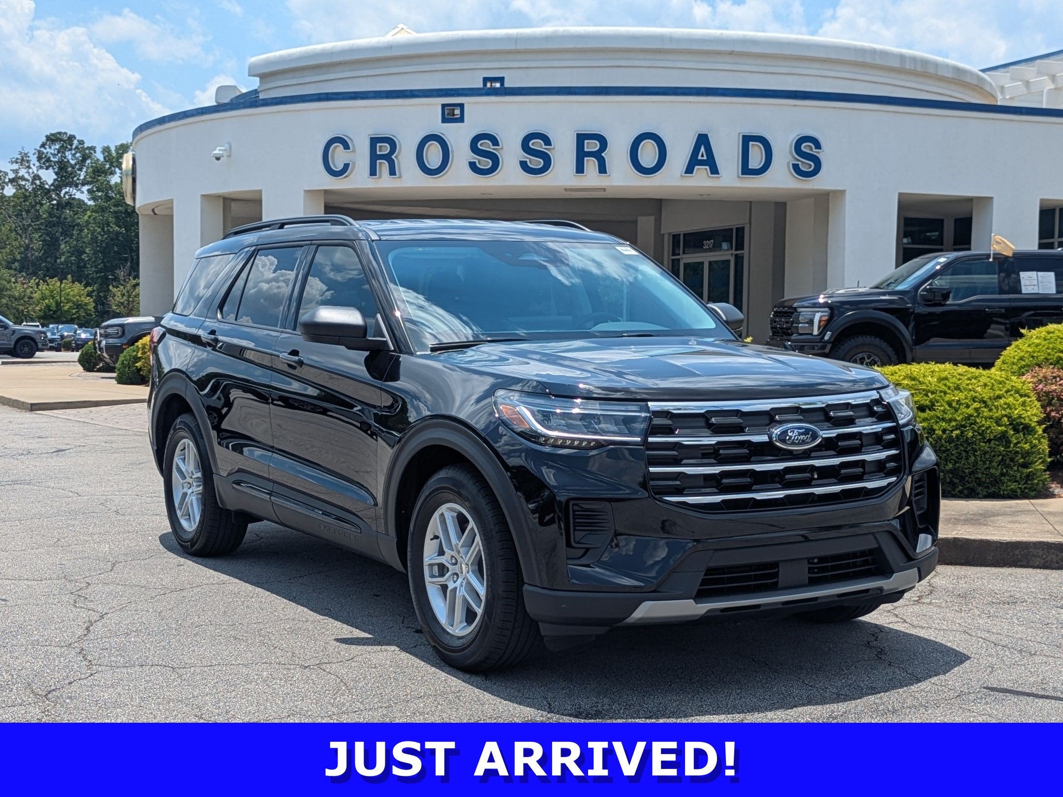 2026 Ford Explorer Active w/200A Pkg