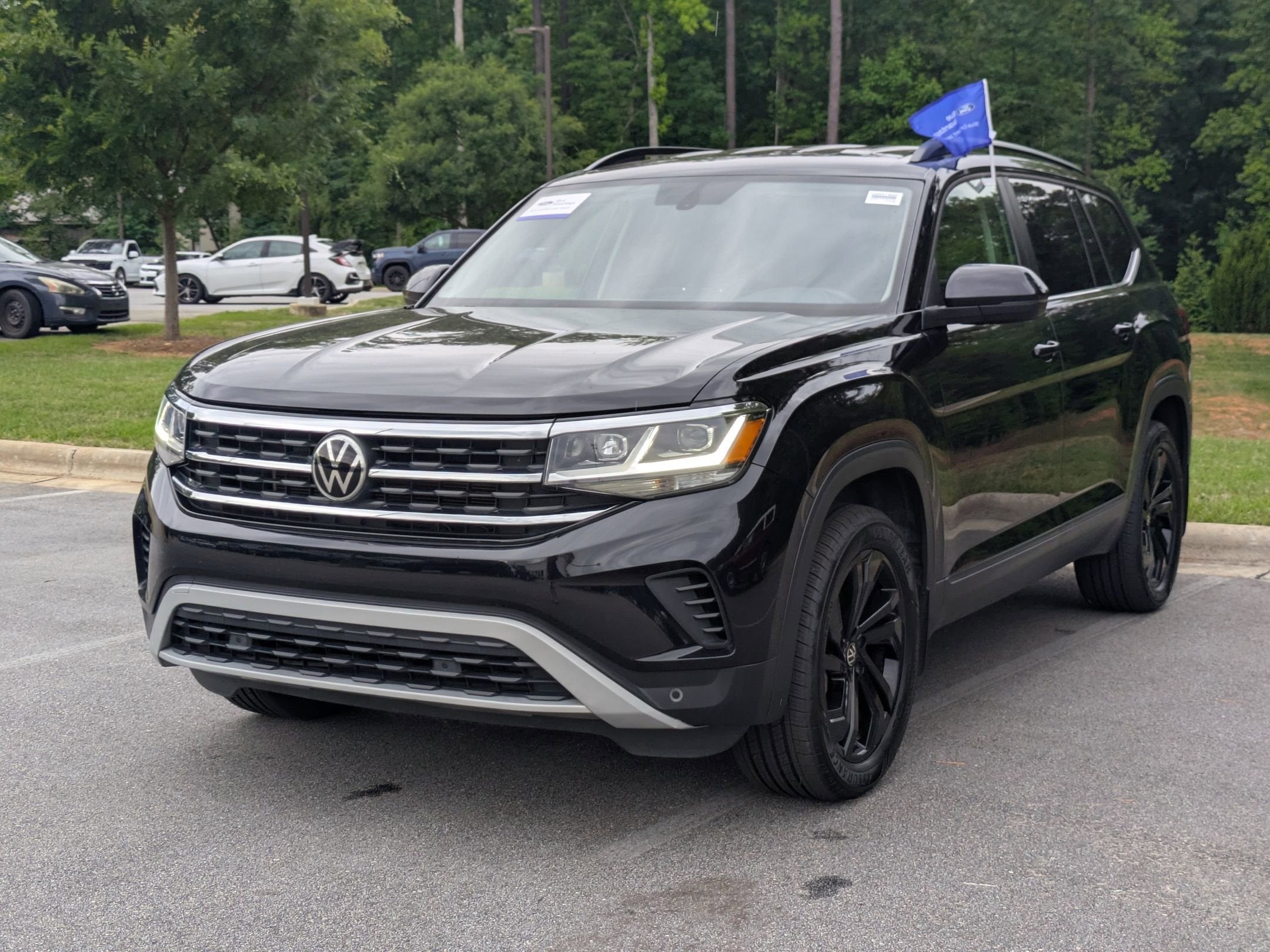 2022 Volkswagen Atlas 3.6L V6 SE w/Technology