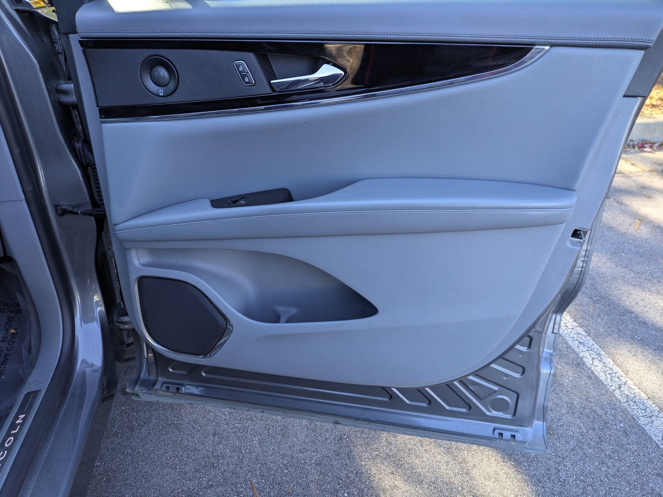 2021 Lincoln Nautilus Reserve