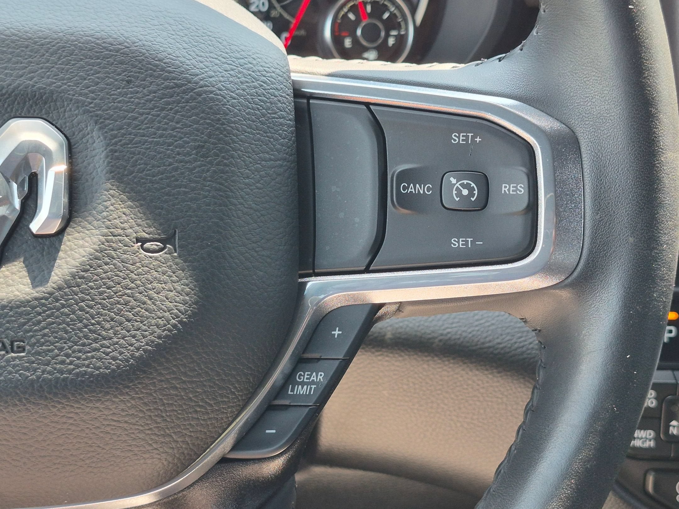 2024 RAM 1500 Laramie