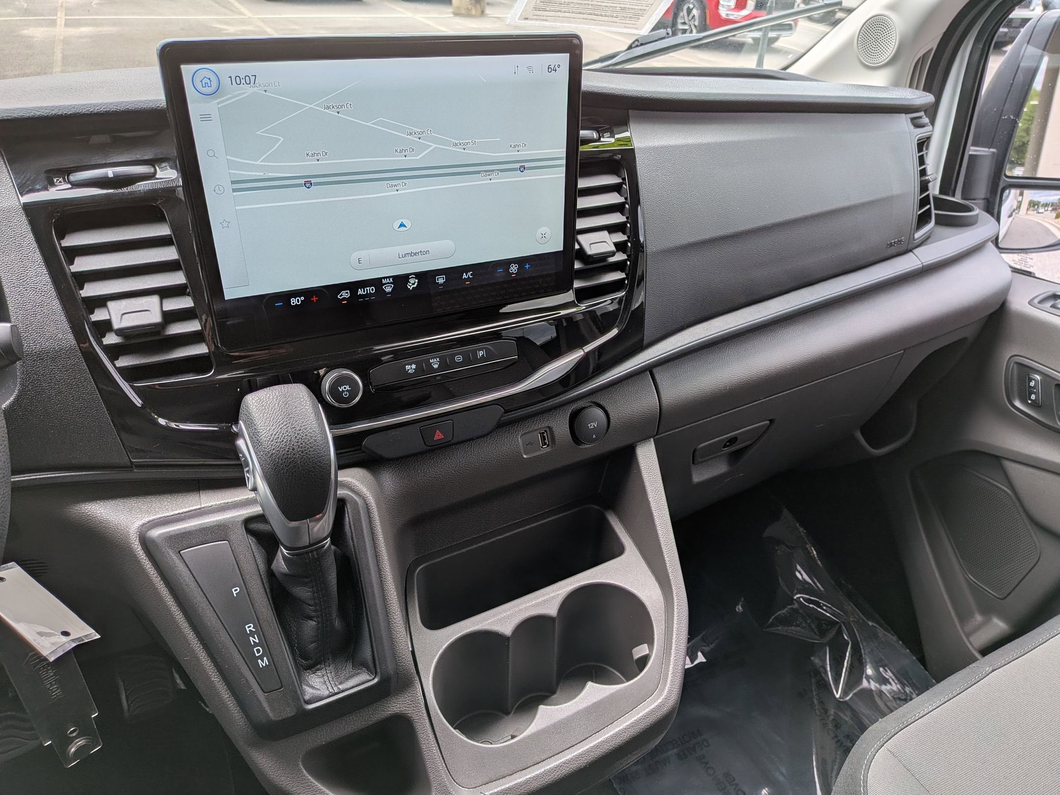 2024 Ford Transit Passenger Wagon XLT