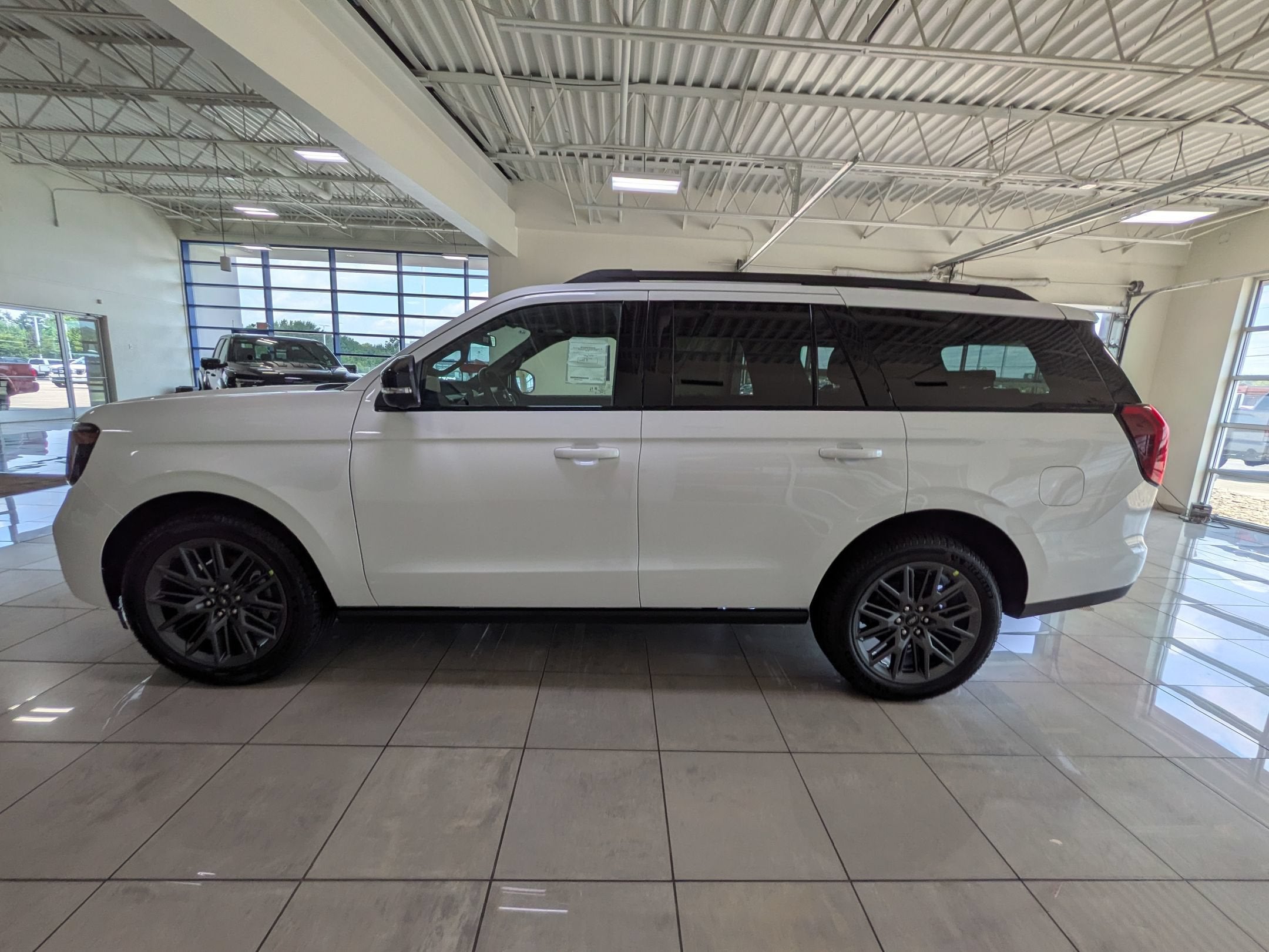2027 Ford Expedition Platinum