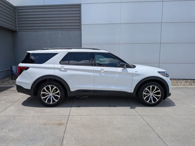 2026 Ford Explorer ST-Line - Crossroads Courtesy Demo