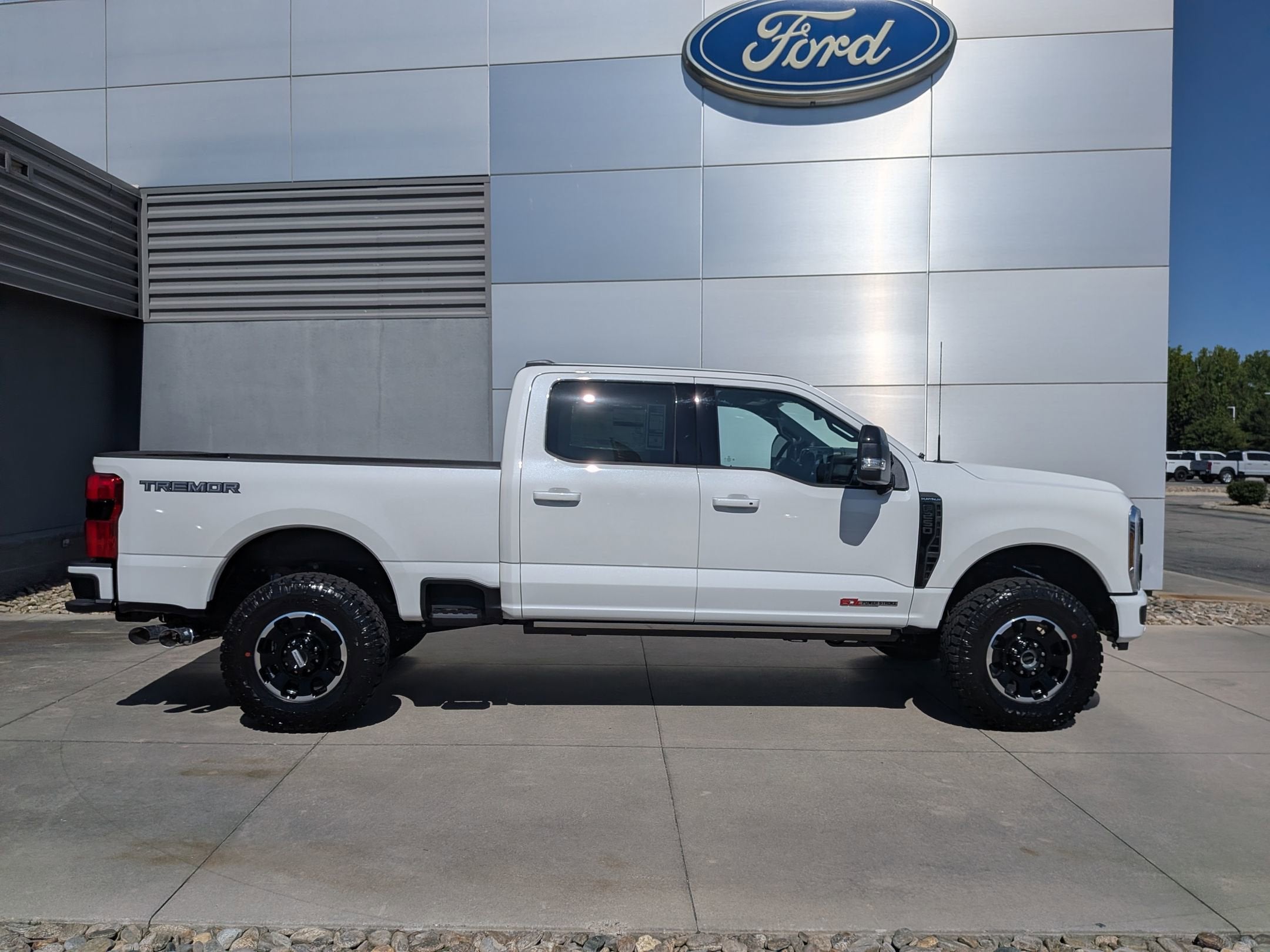 2026 Ford Super Duty F-250 SRW Platinum