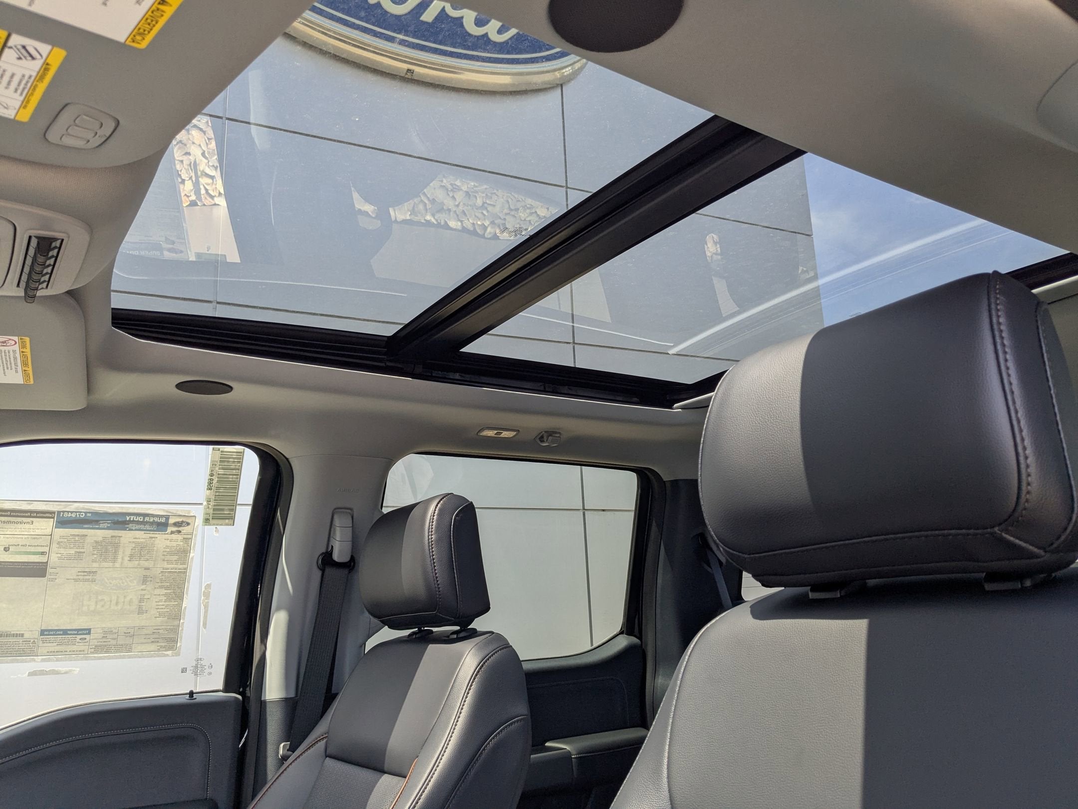 2025 Ford Super Duty F-350 SRW LARIAT