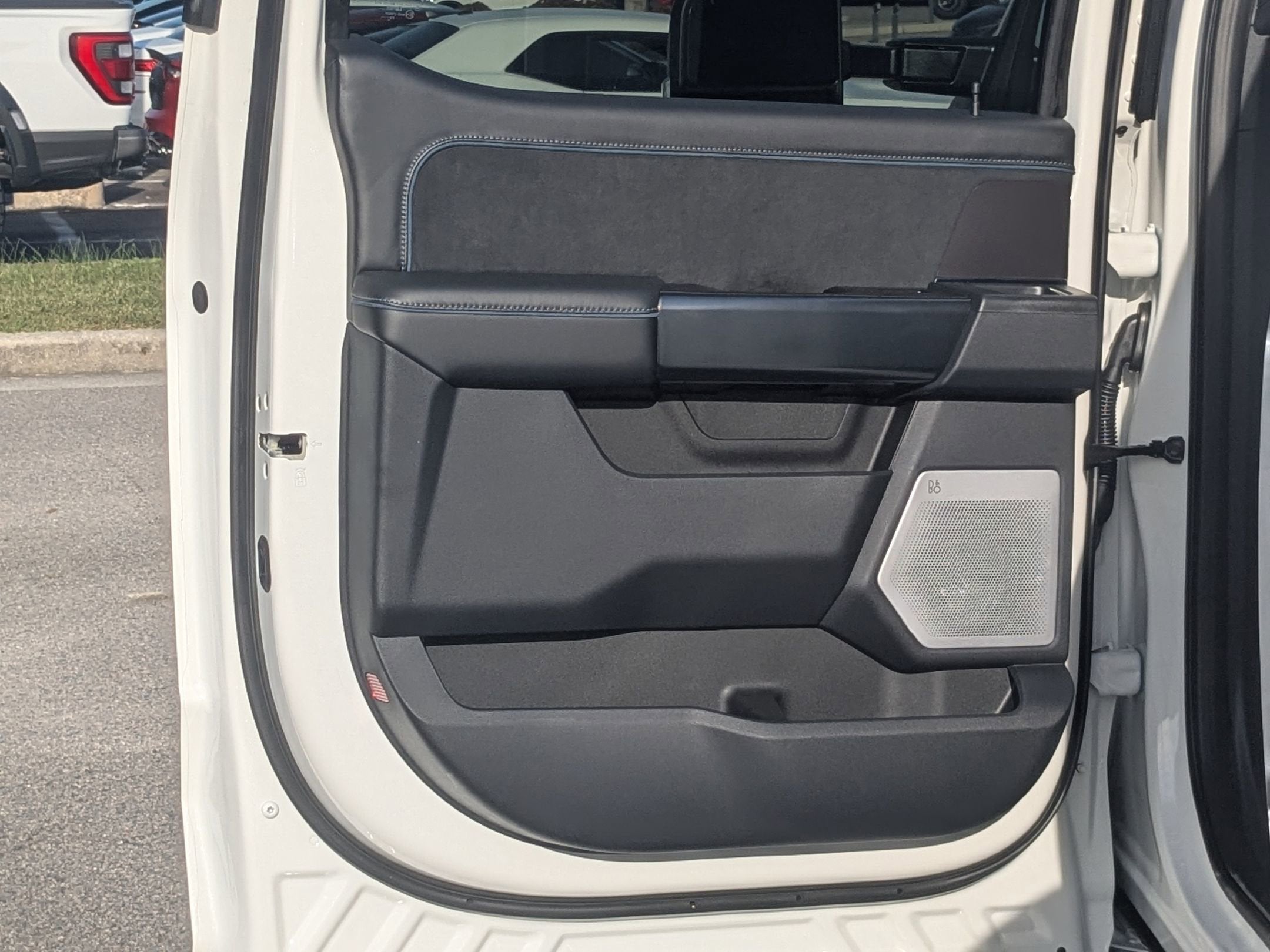 2026 Ford Super Duty F-350 DRW Platinum