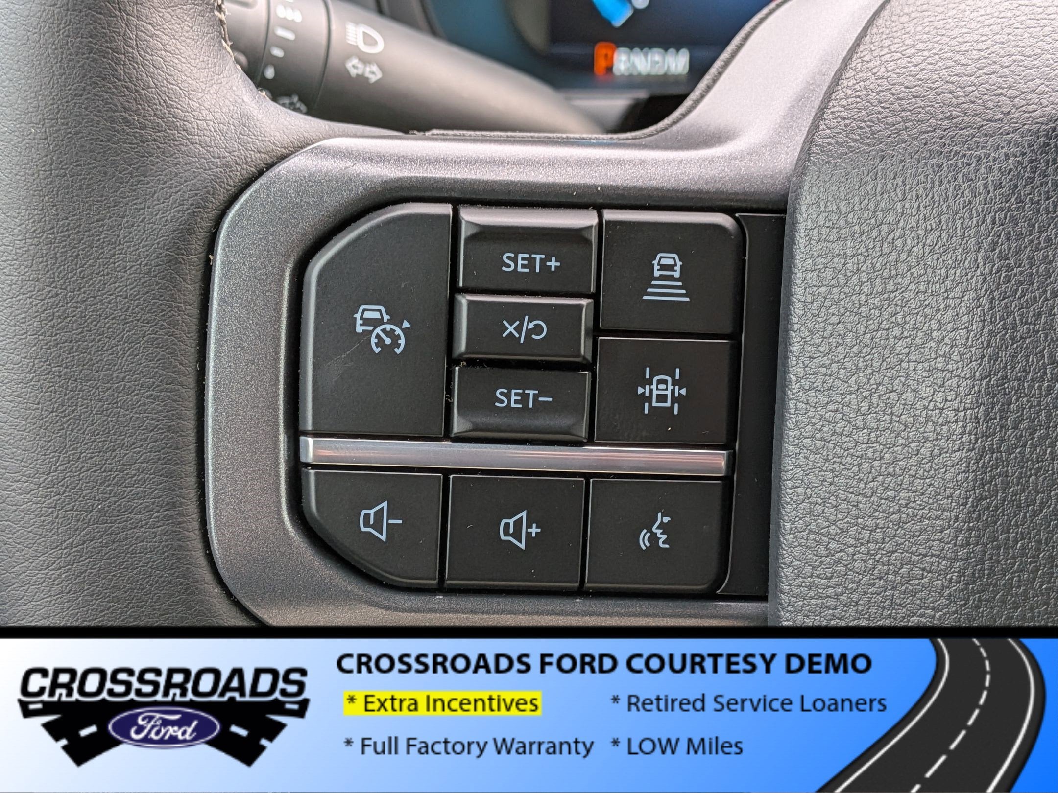 2025 Ford F-150 LARIAT - Crossroads Courtesy Demo