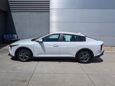 2025 Kia K4 LXS