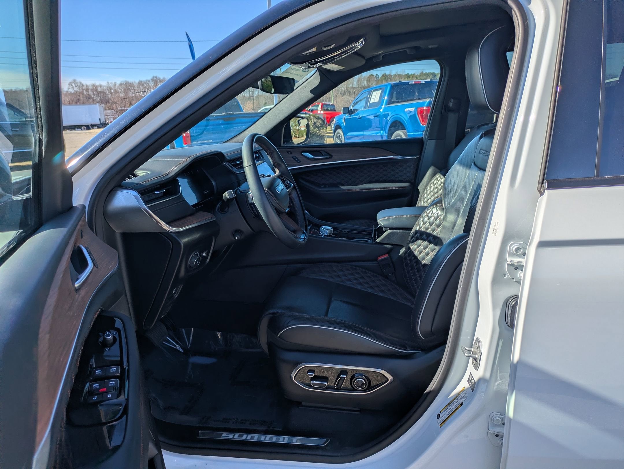 2023 Jeep Grand Cherokee L Summit