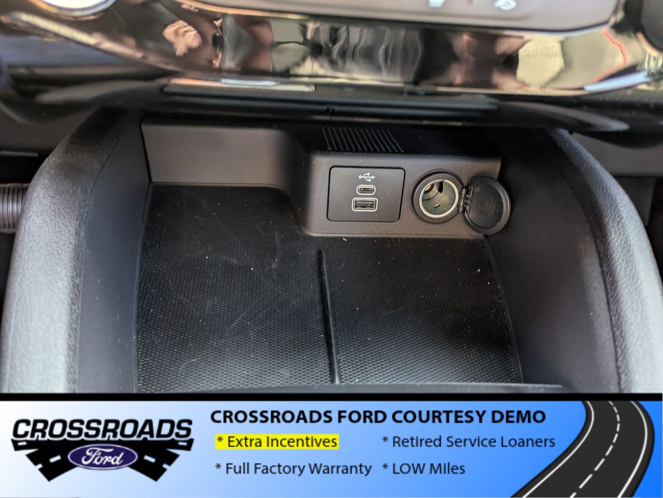 2025 Ford Escape ST-Line - Crossroads Courtesy Demo