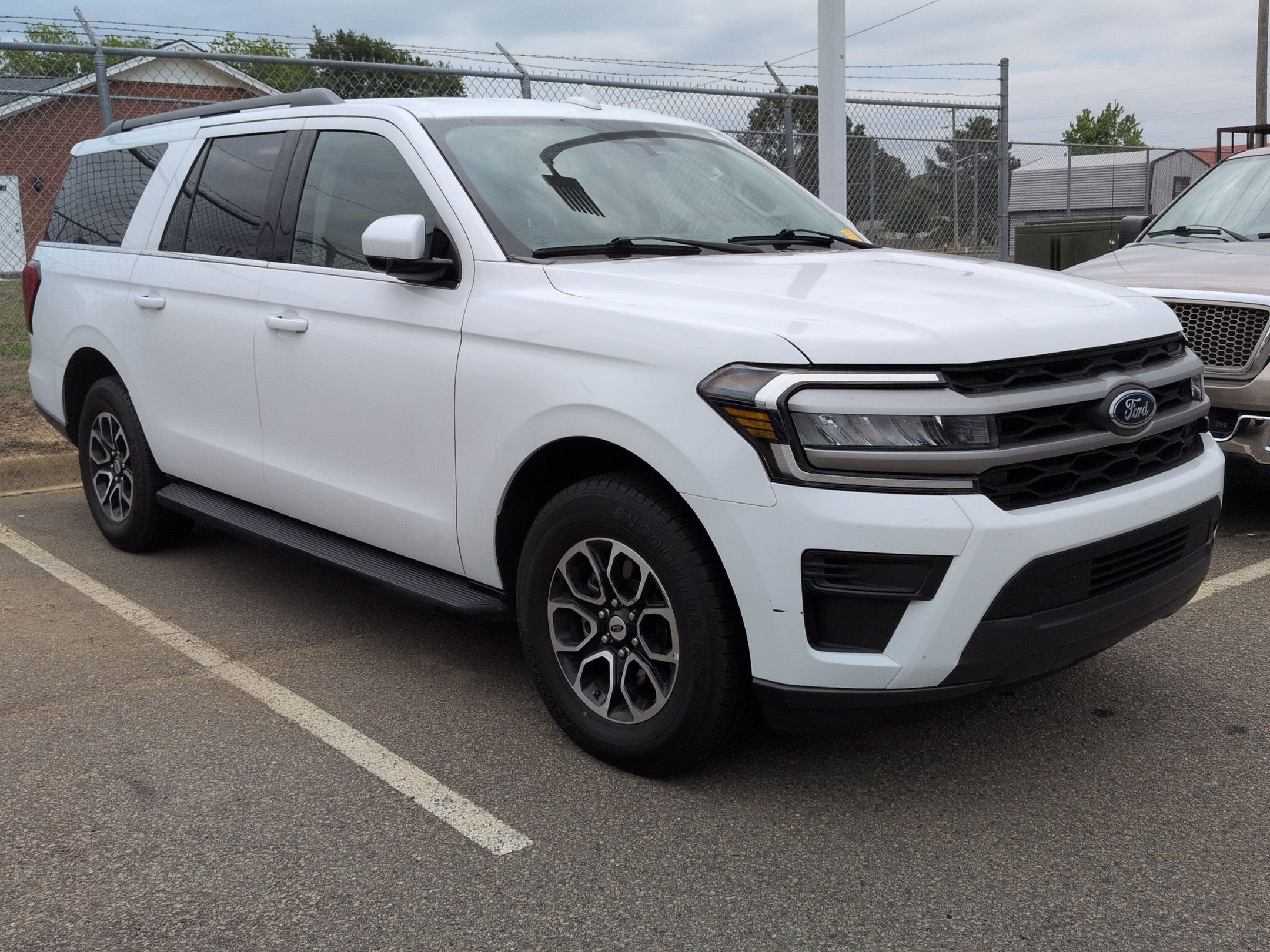 2024 Ford Expedition Max XLT