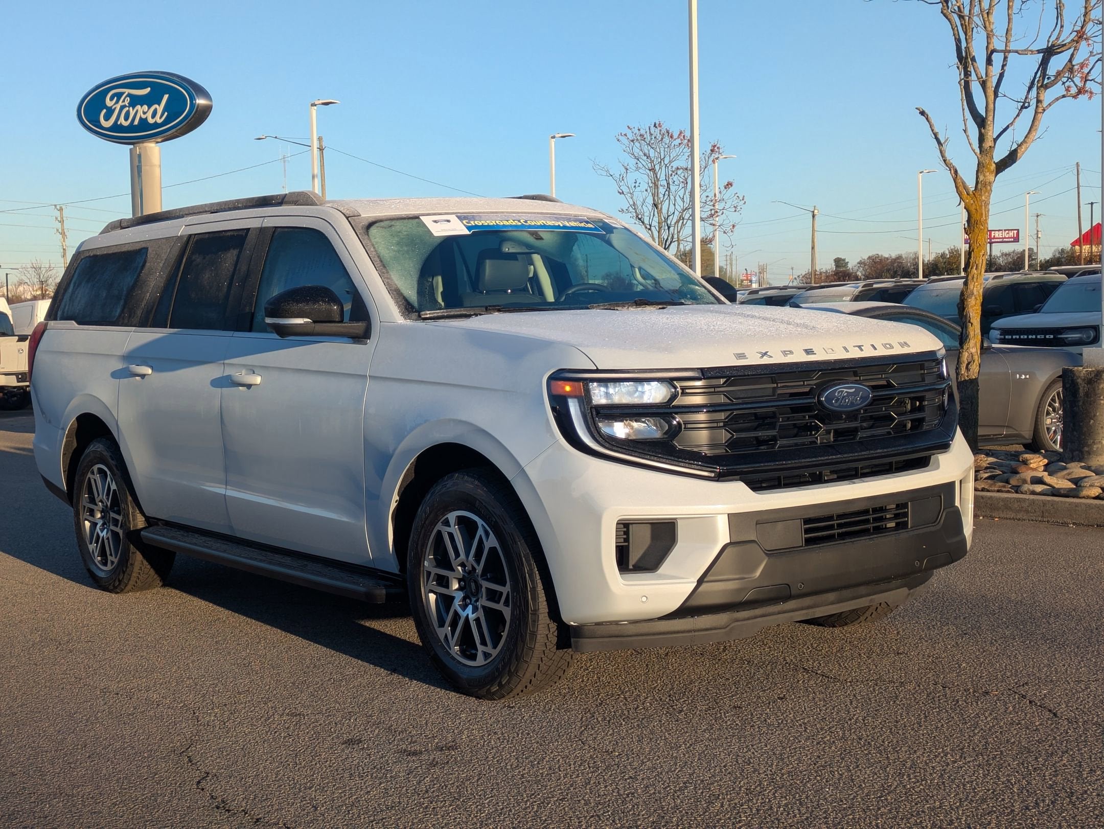 2025 Ford Expedition Max Active - Crossroads Courtesy Demo