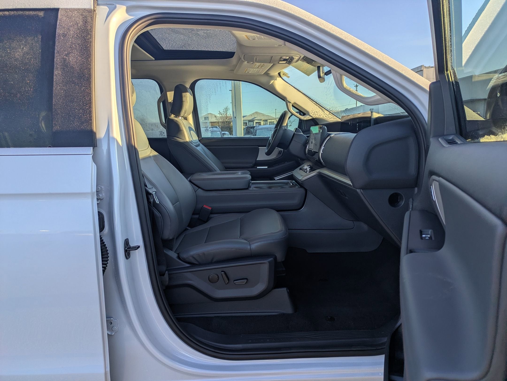 2025 Ford Expedition Max Active - Crossroads Courtesy Demo