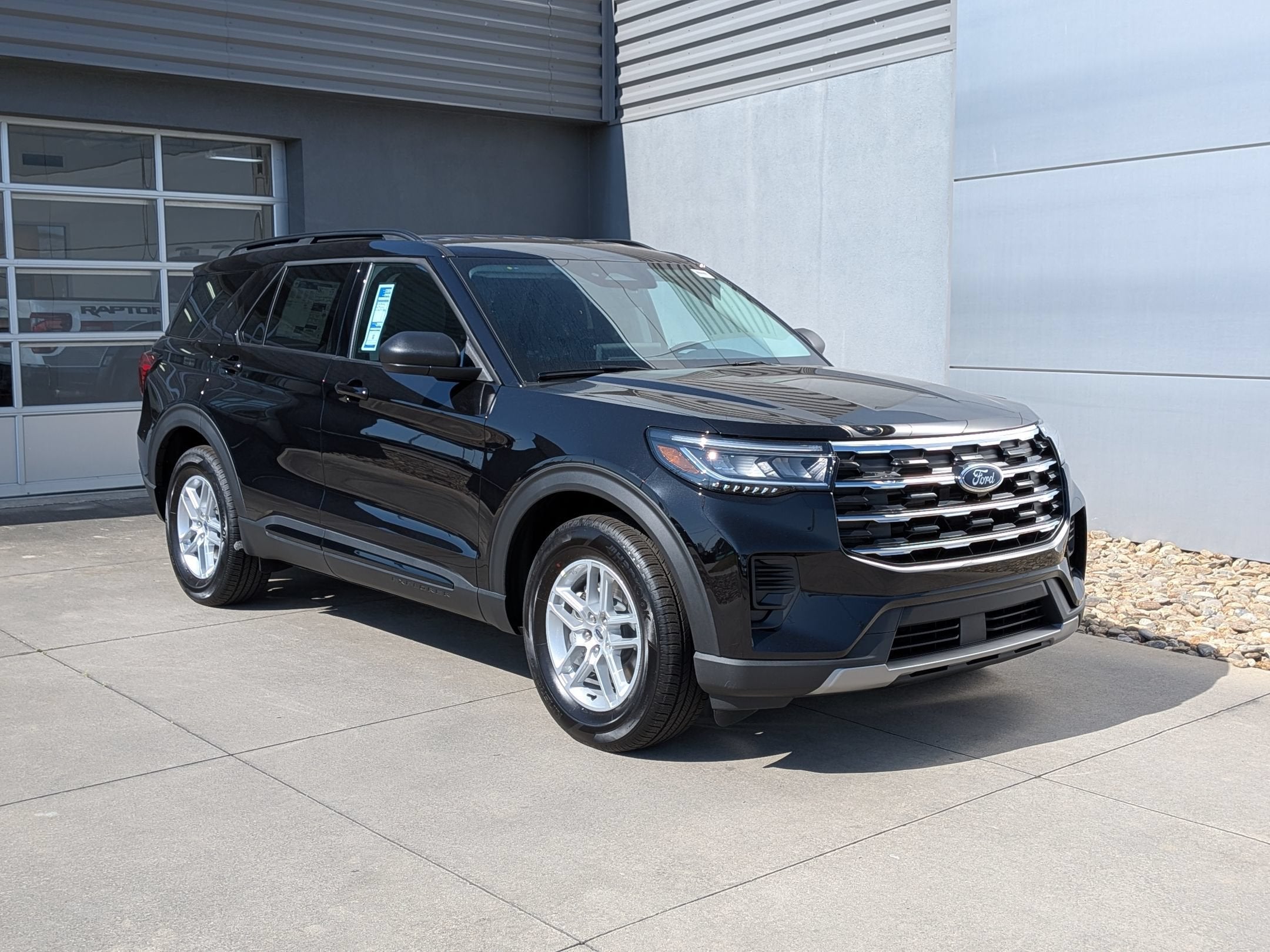 2026 Ford Explorer Base