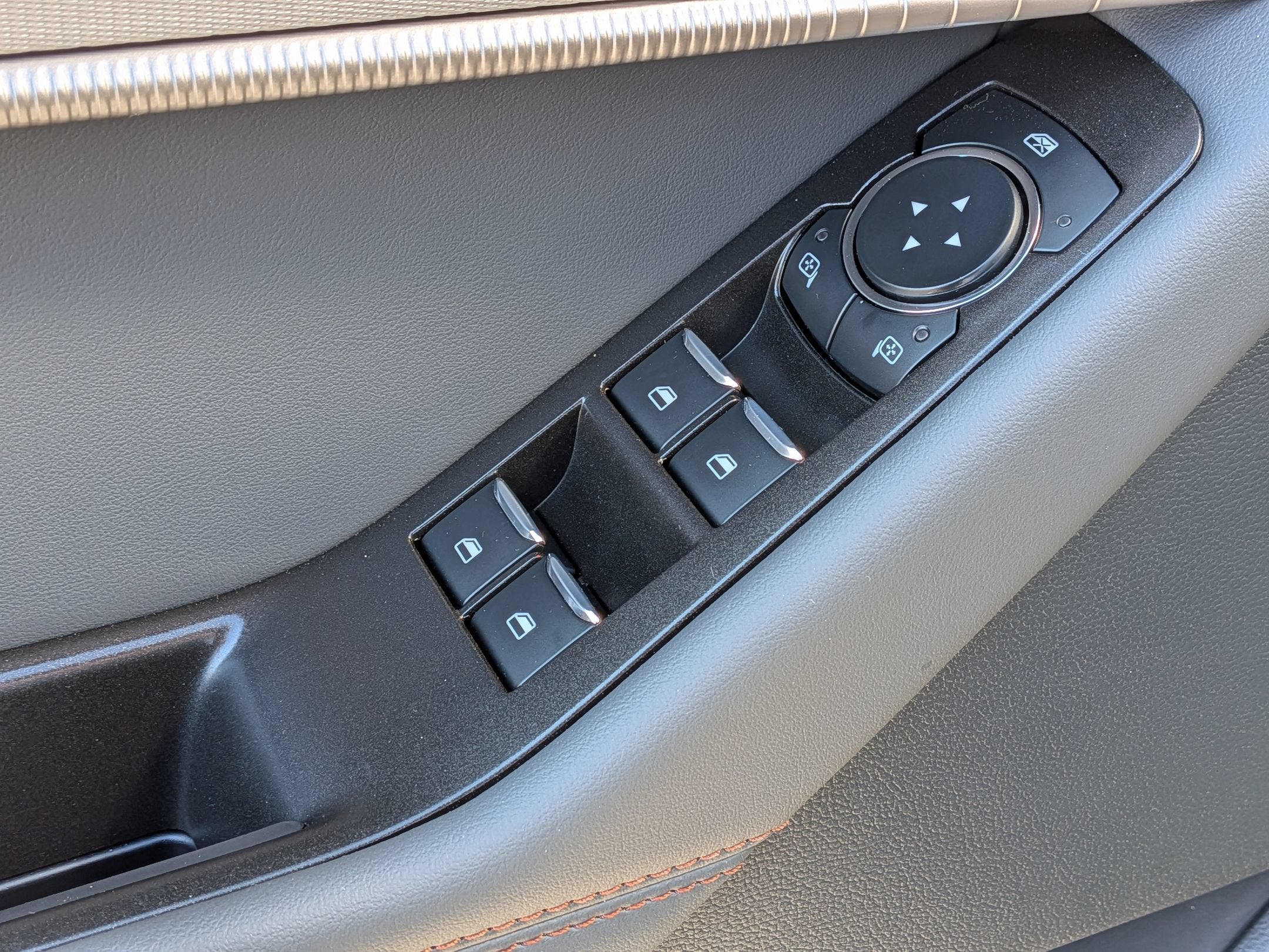 2026 Ford Explorer Base