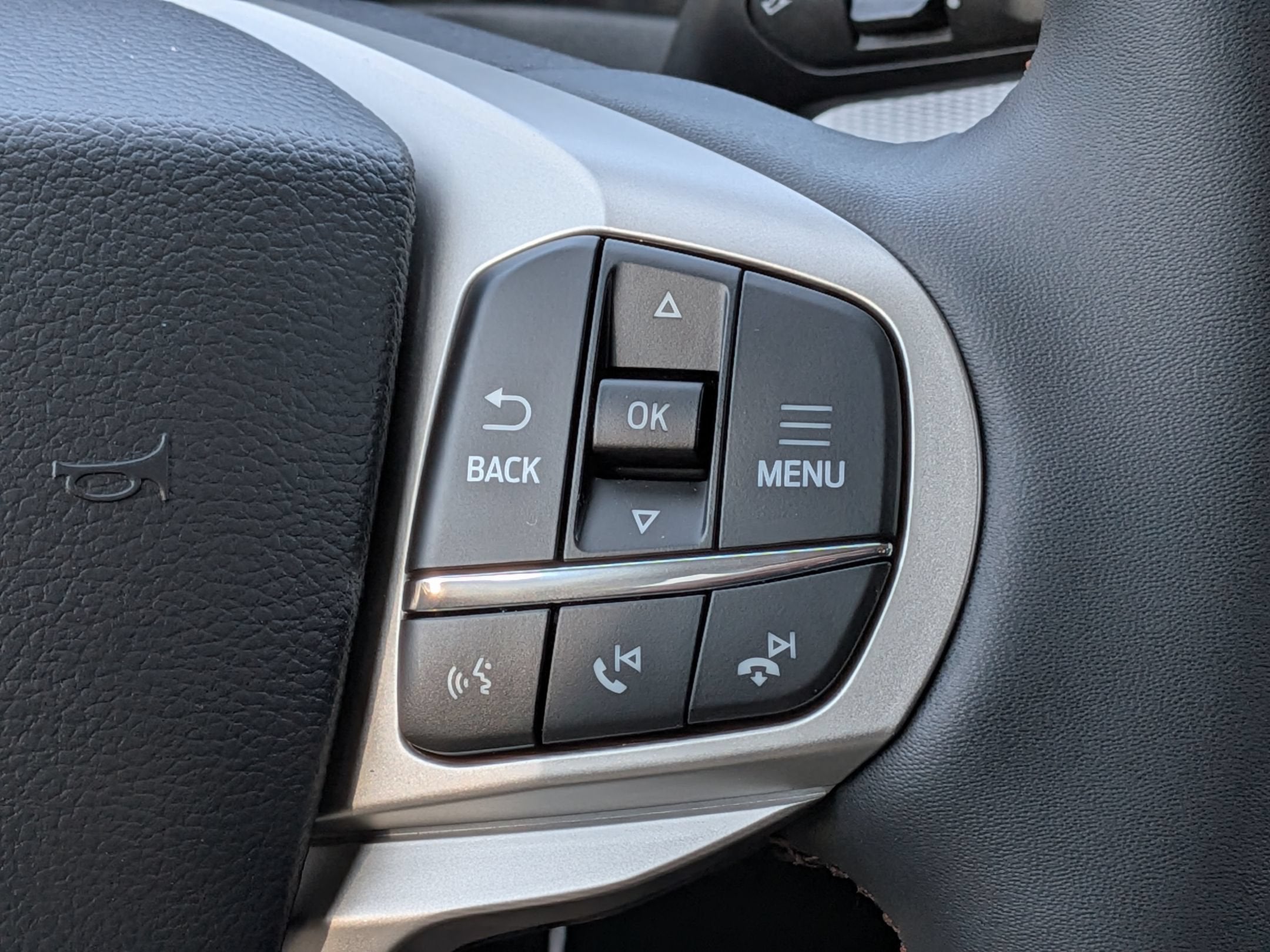 2026 Ford Explorer Base
