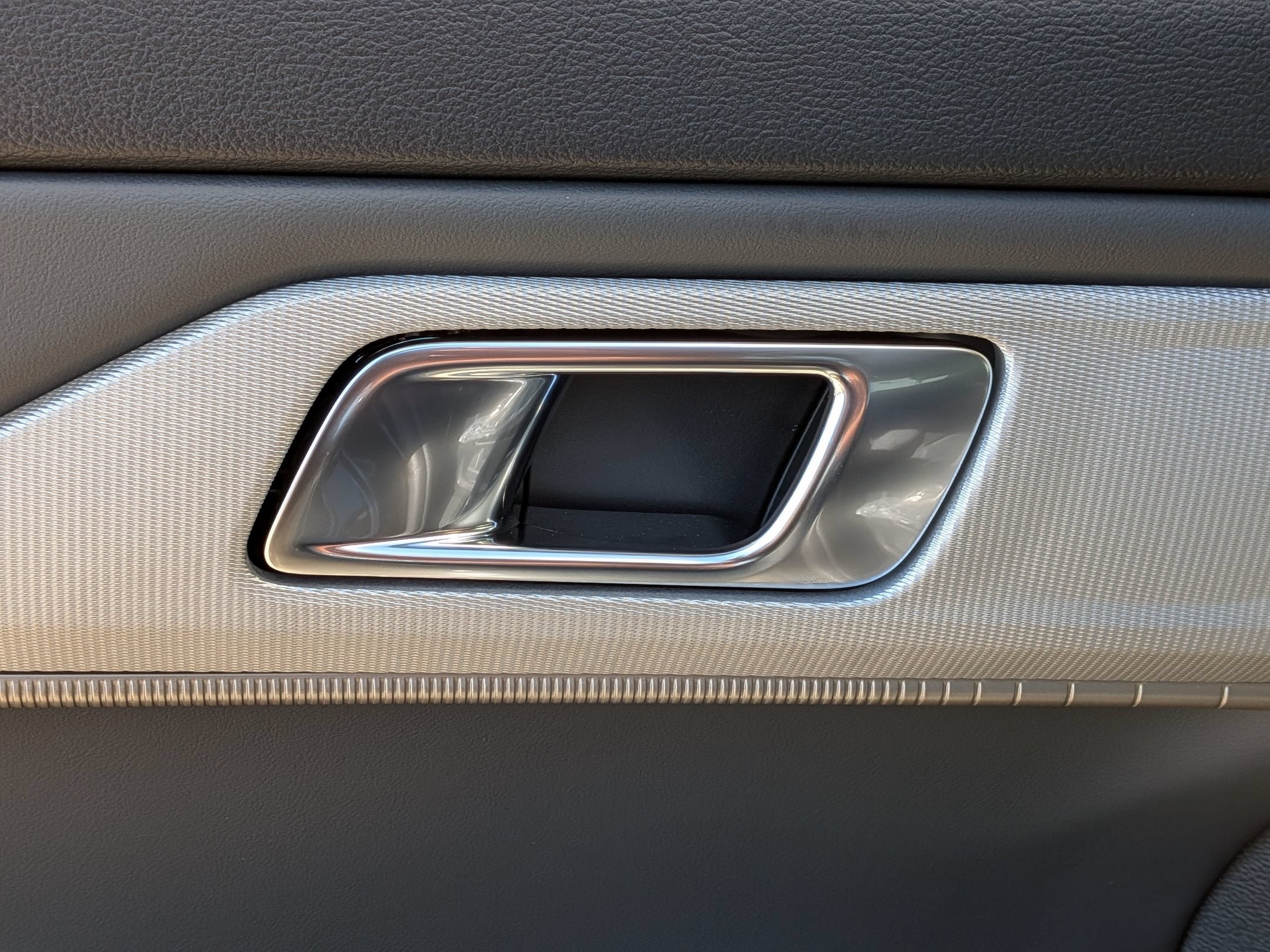 2026 Ford Explorer Base