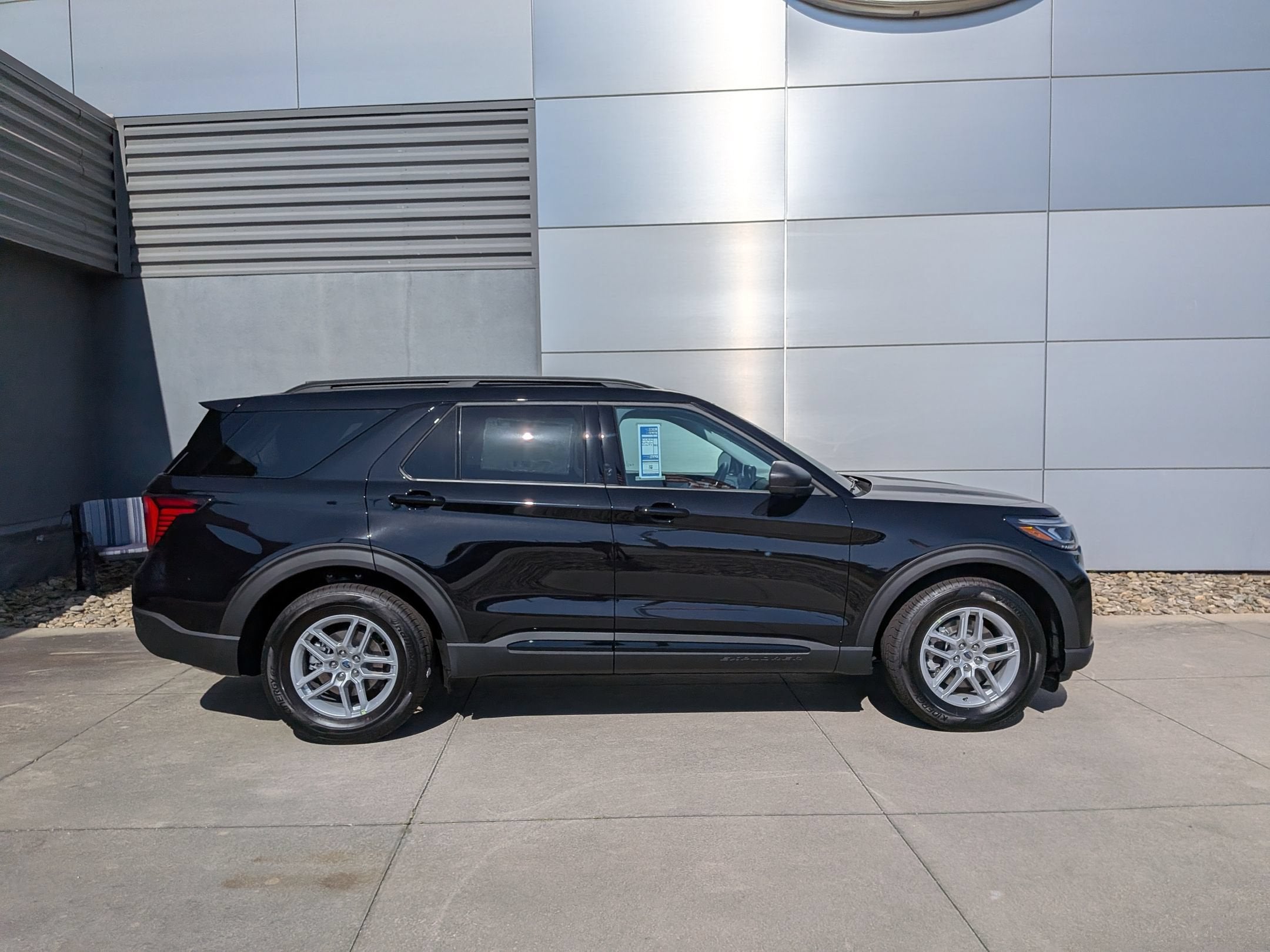 2026 Ford Explorer Base
