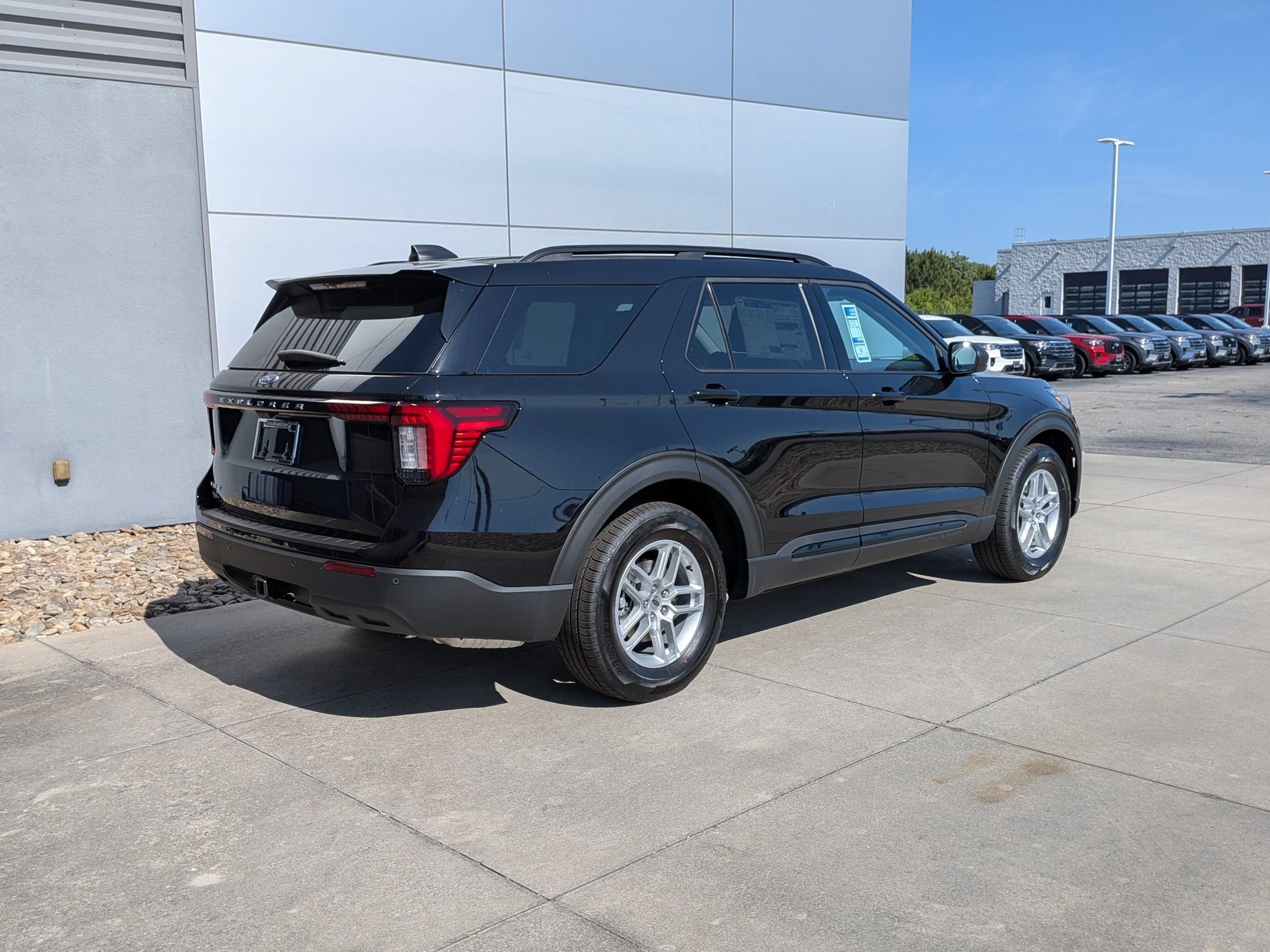 2026 Ford Explorer Base