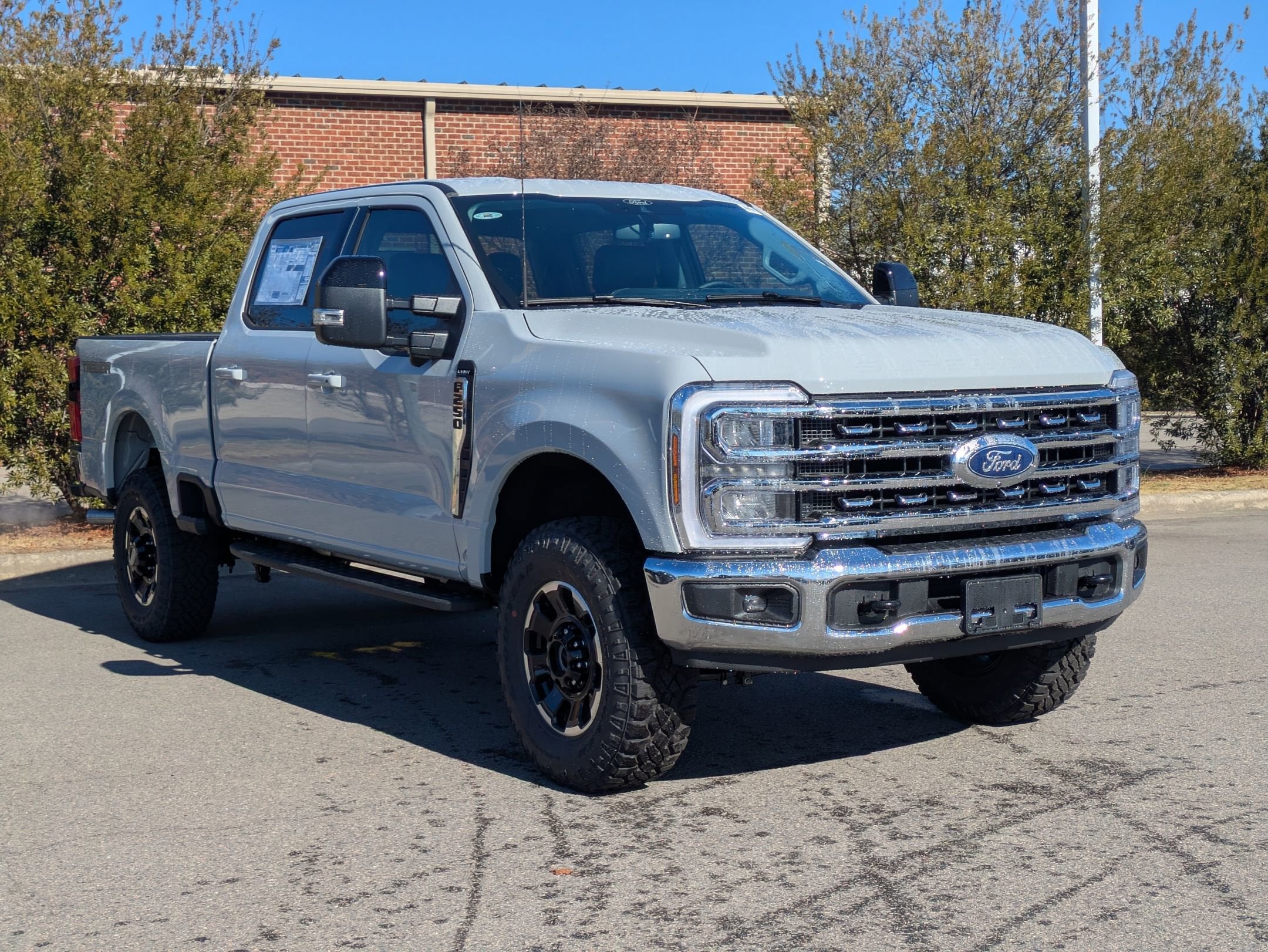 2026 Ford Super Duty F-250 SRW LARIAT