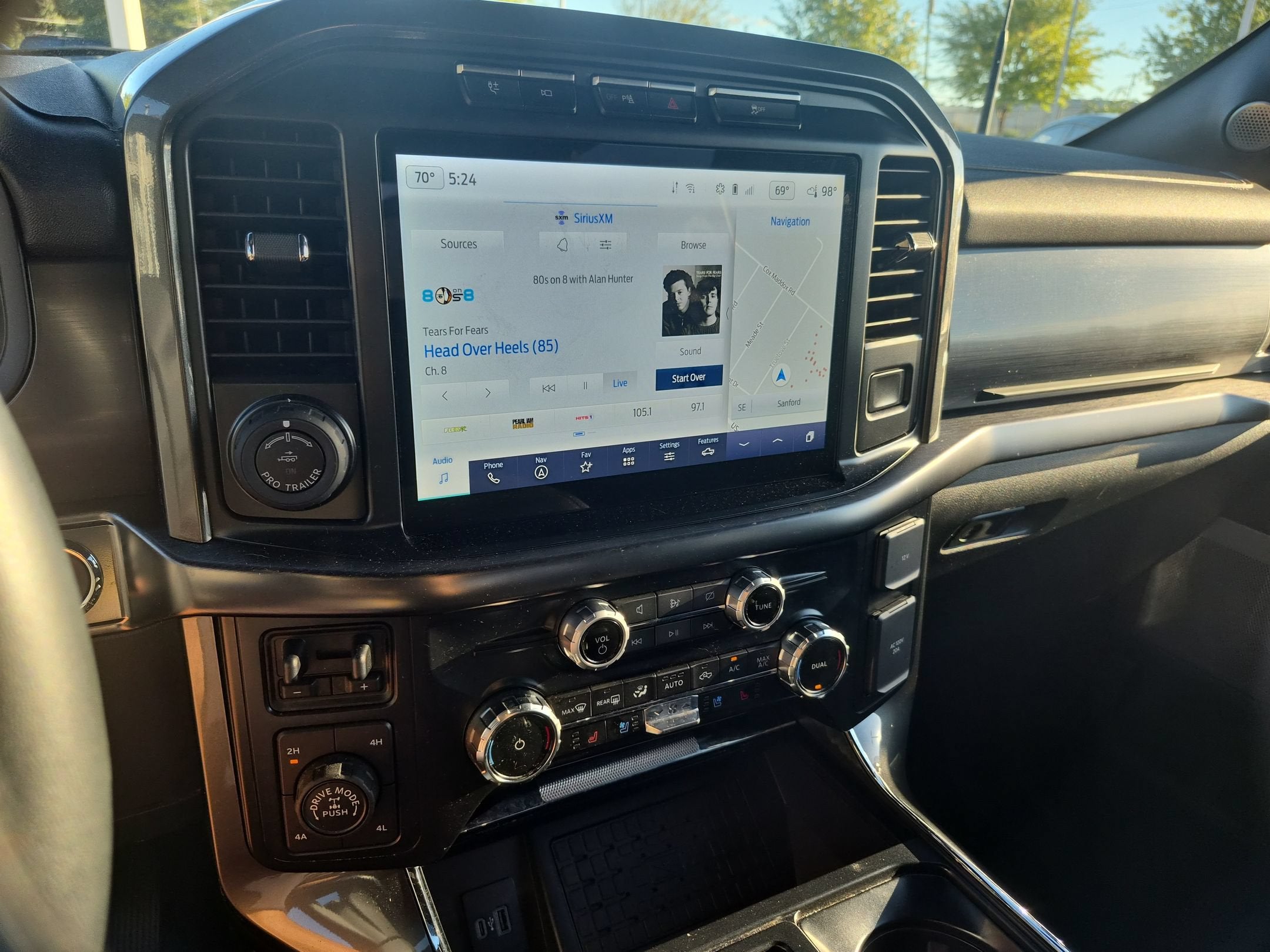 2023 Ford F-150 LARIAT