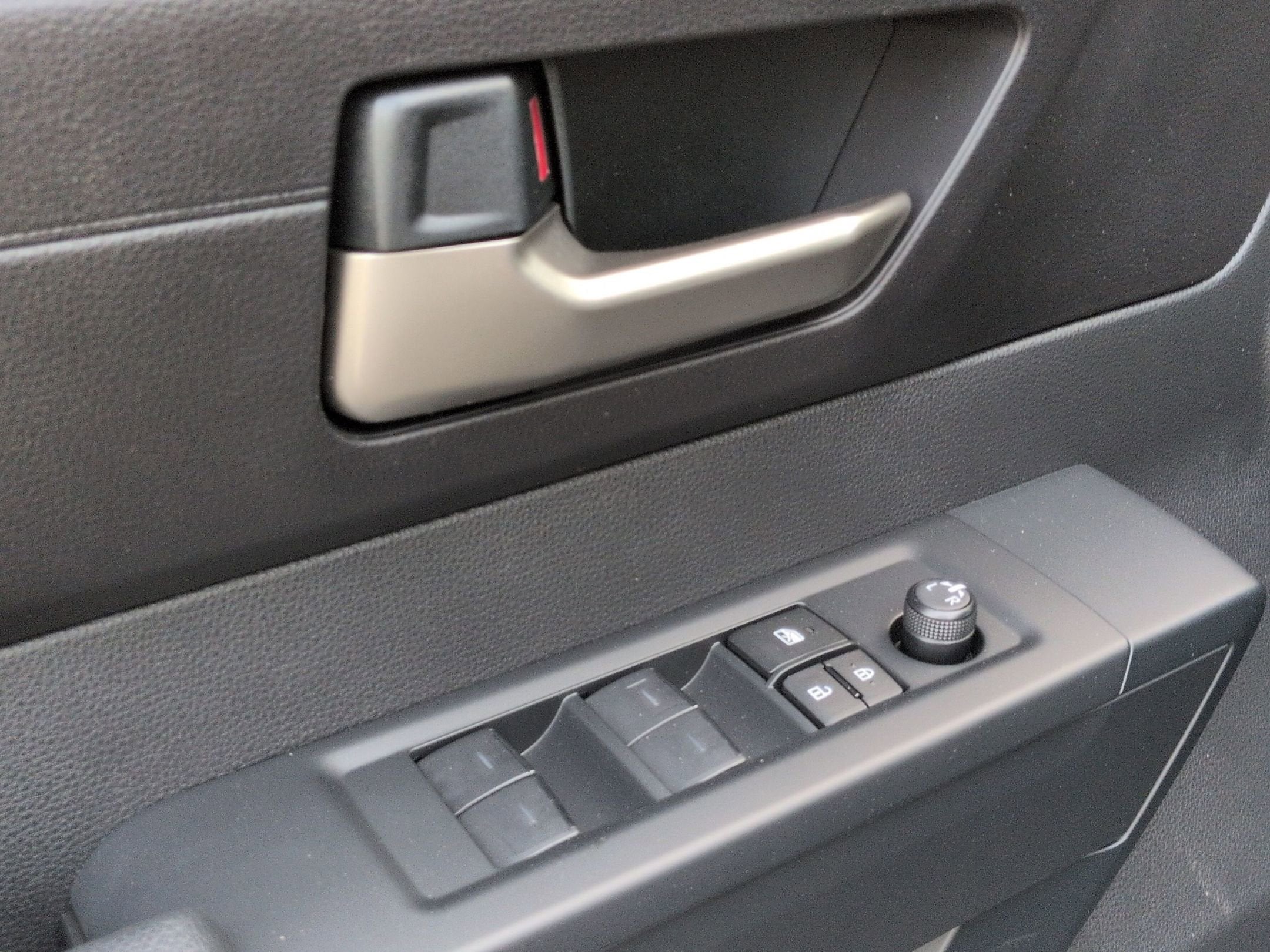 2025 Toyota Tundra 4WD SR5