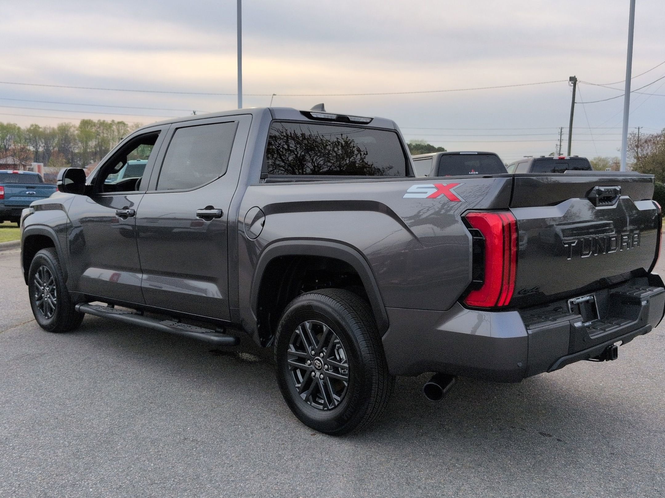 2025 Toyota Tundra 4WD SR5