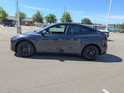 2024 Tesla Model Y Base