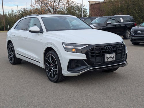 2020 Audi Q8 Premium Plus