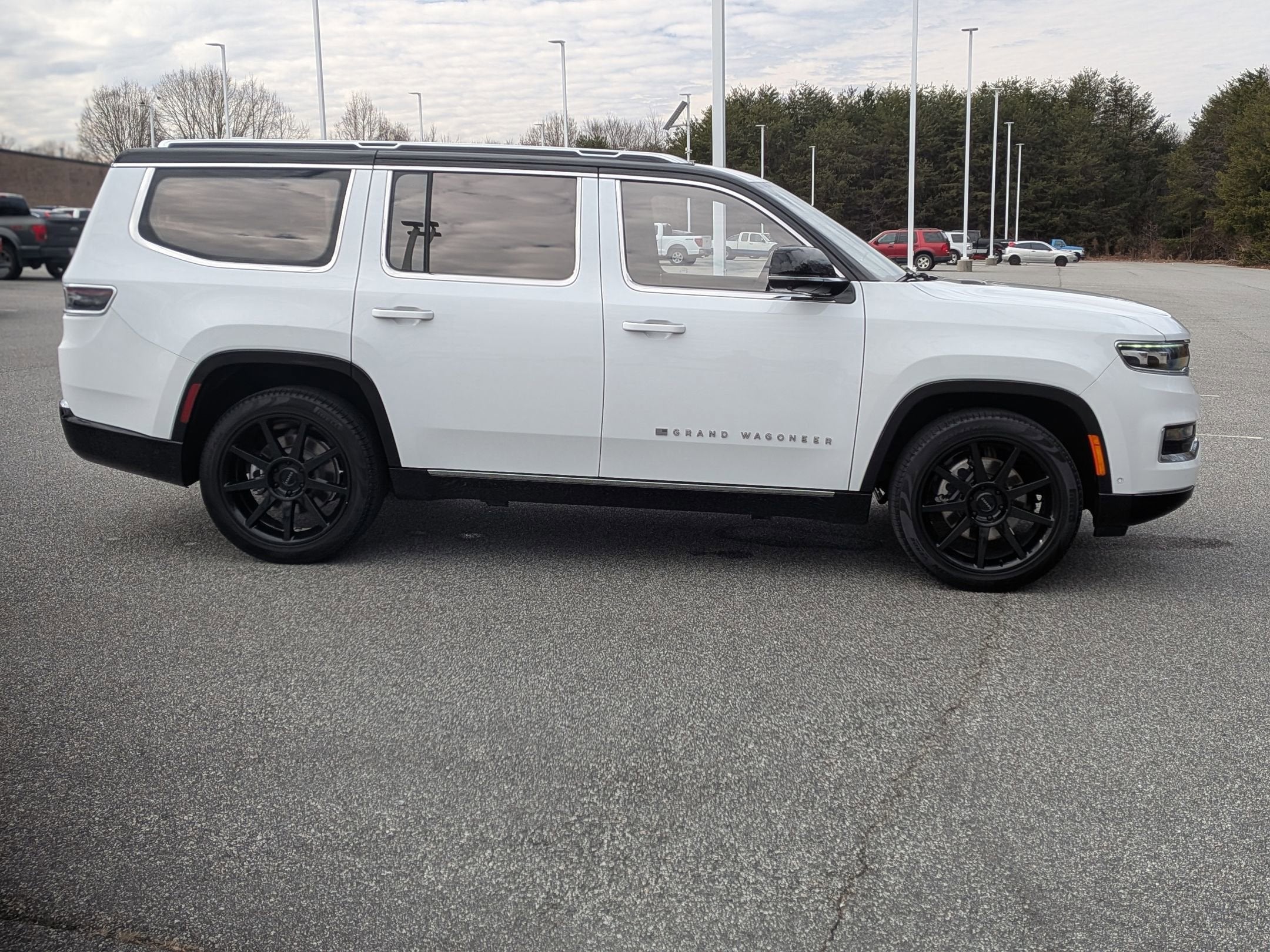 2023 Jeep Grand Wagoneer Series III