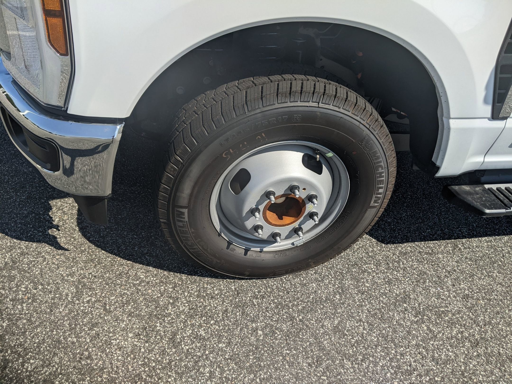 2025 Ford Super Duty F-350 DRW XL