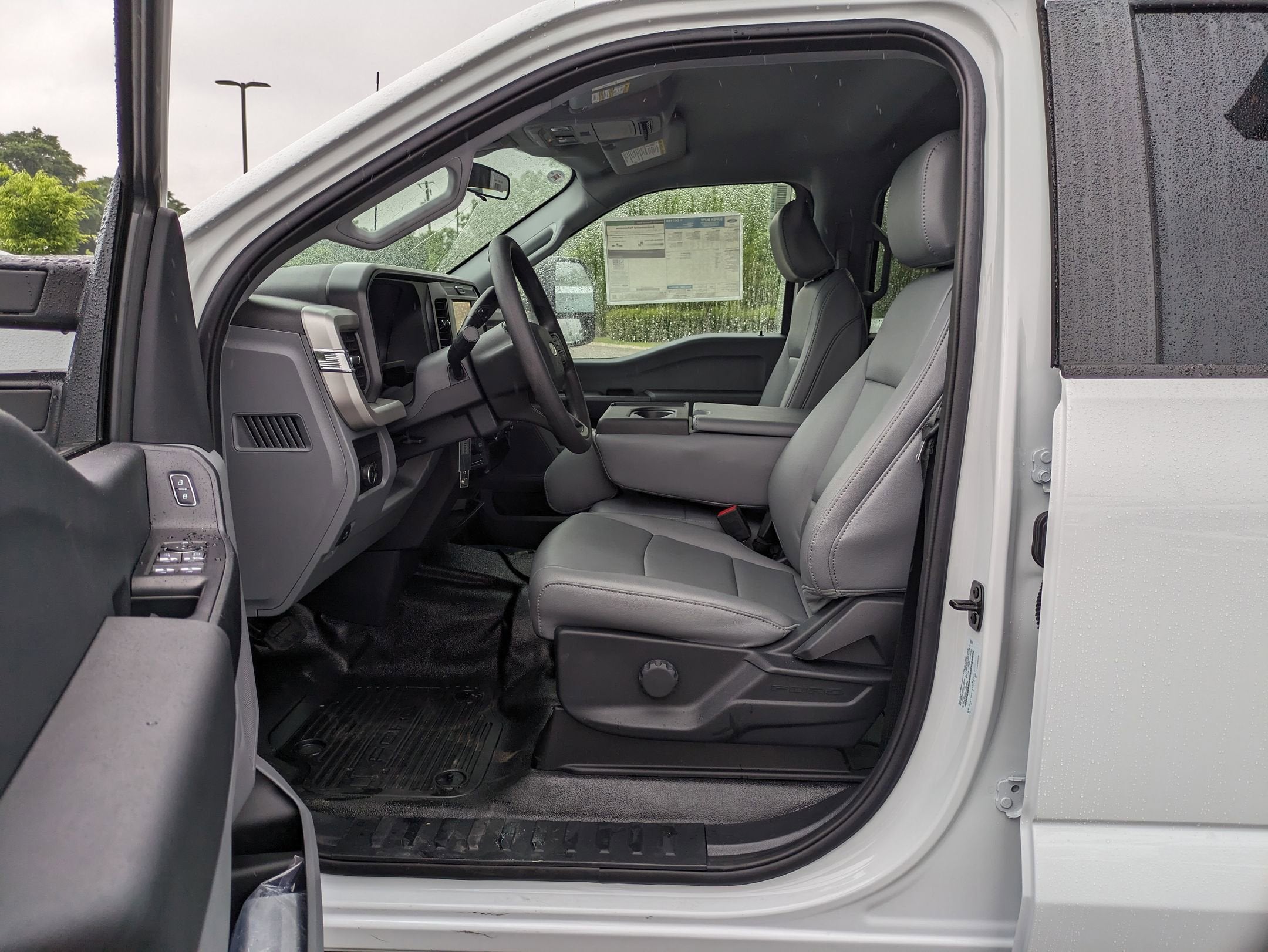 2025 Ford Super Duty F-350 DRW XL