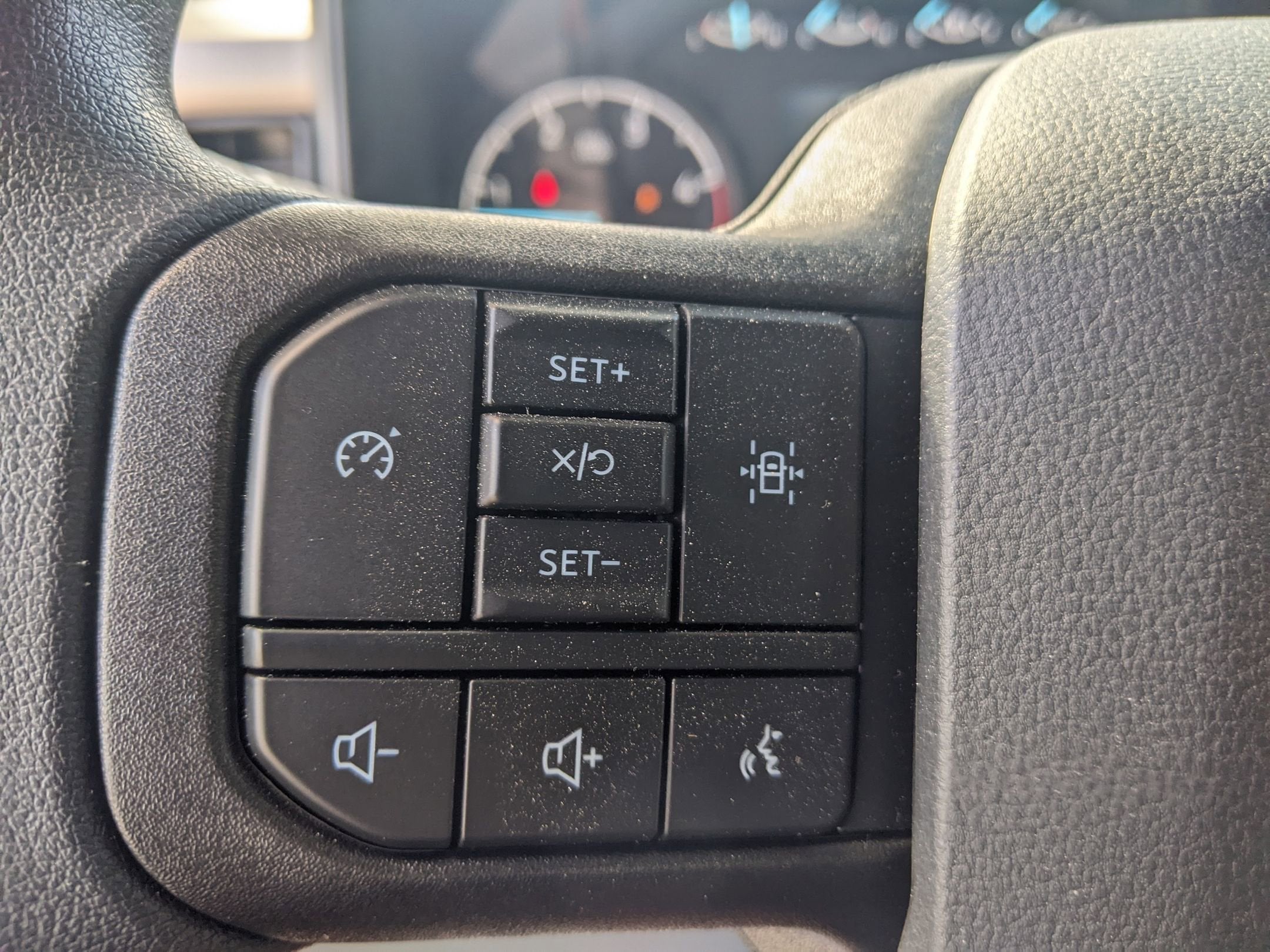 2025 Ford Super Duty F-550 DRW XL