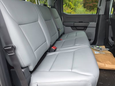2027 Ford Super Duty F-550 DRW XL