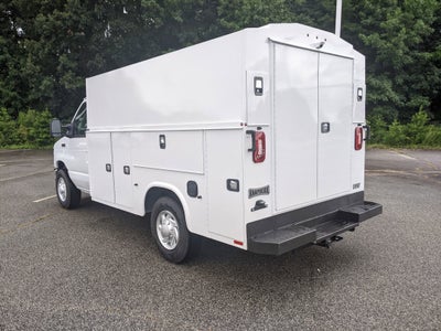 2026 Ford E-Series Cutaway Base