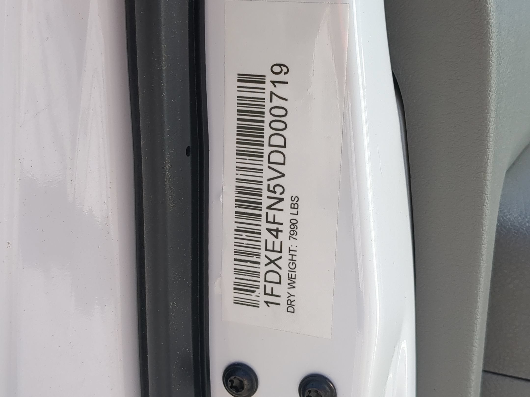 2027 Ford E-Series Cutaway Base